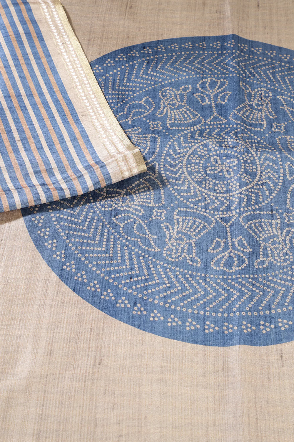 Beige And Blue Tussar Silk Printed Saree - Image 2