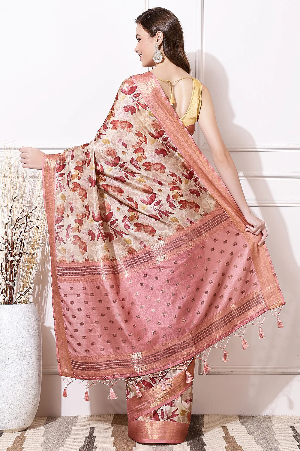 Beige Color Cotton Silk Floral Printed Saree - Image 3