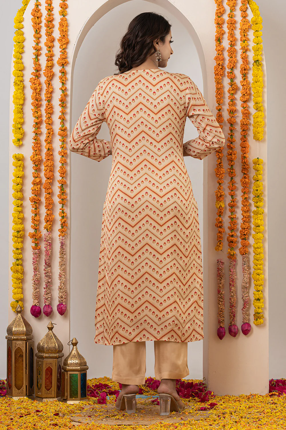 Beige Crepe Silk Printed Suit Set - Image 2