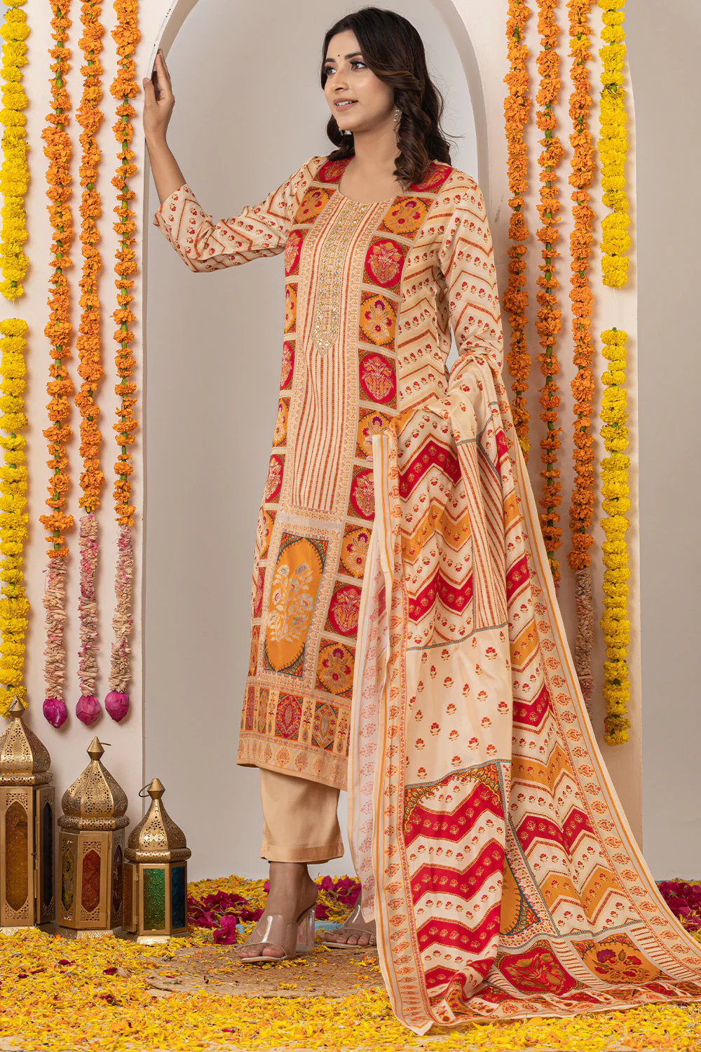 Beige Crepe Silk Printed Suit Set - Image 3