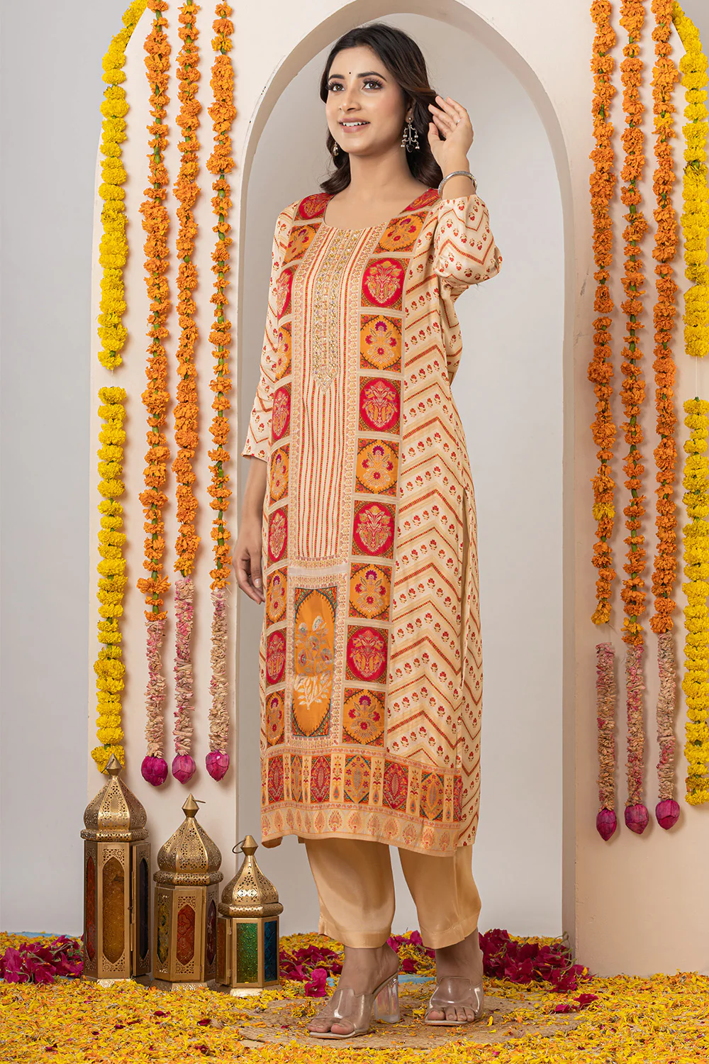 Beige Crepe Silk Printed Suit Set - Image 4