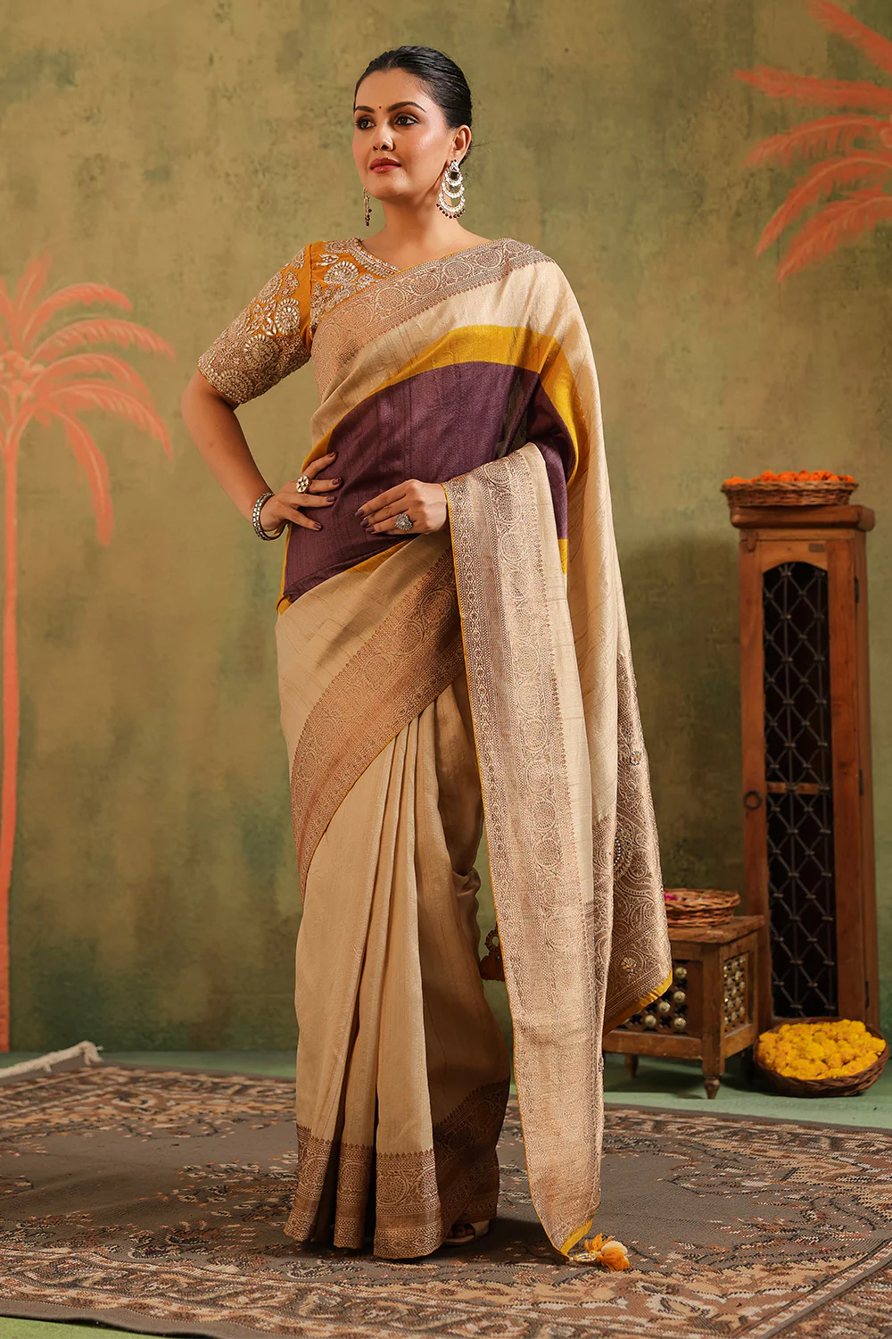 Beige & Mustard Pure Tussar Silk Woven And Embroidered Saree - Image 4
