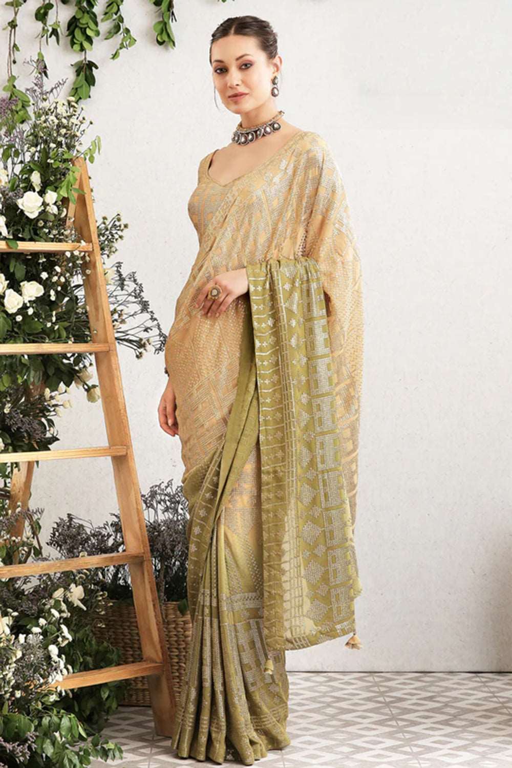 Beige & Pista Ombre Sequins Work Georgette Saree - Image 3
