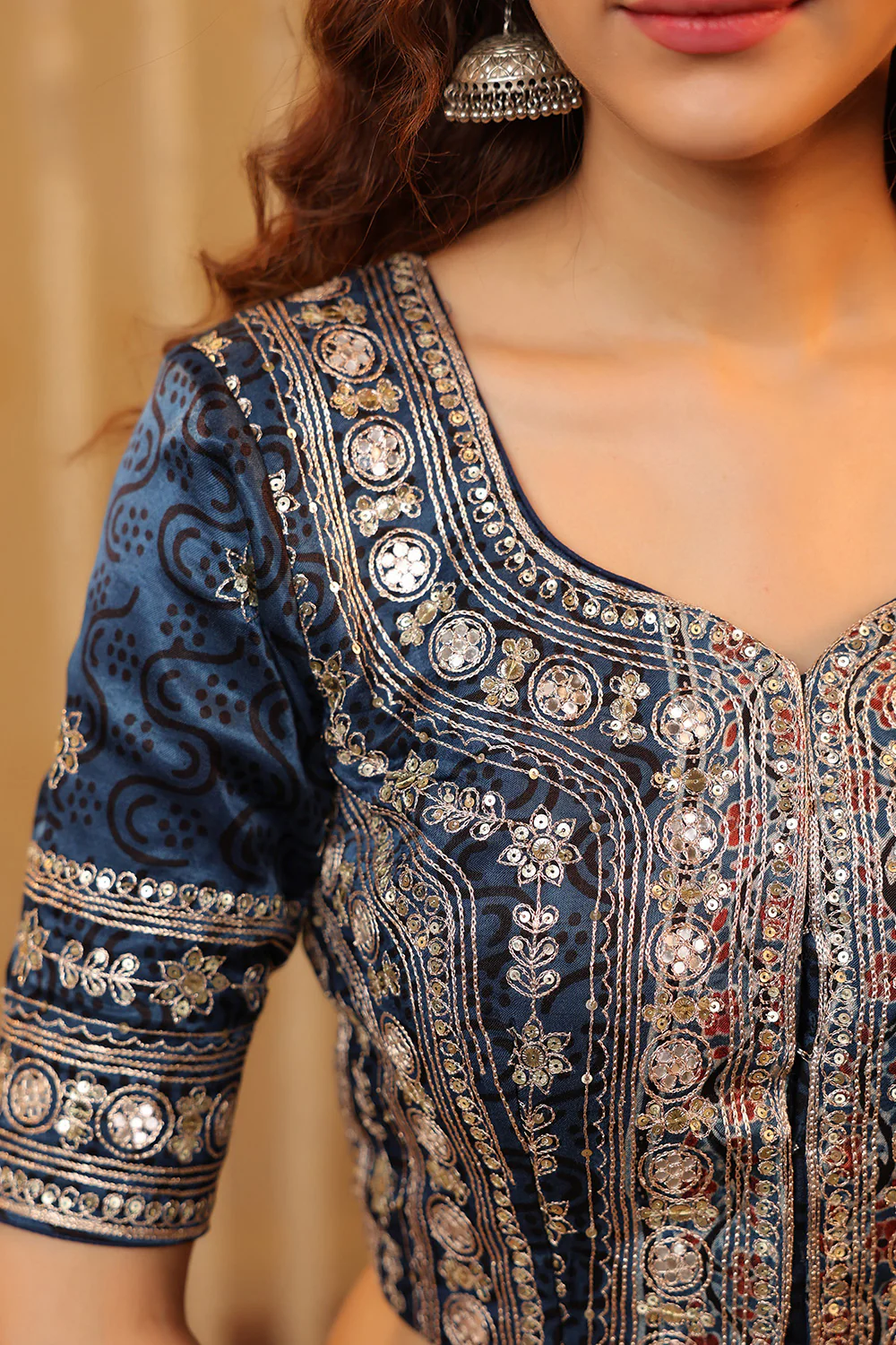 Black & Blue Pure Mulberry Silk Printed And Embroidered Saree - Image 10