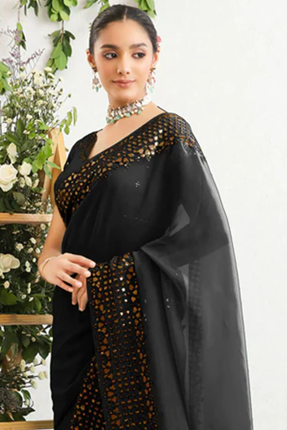 Black Color Georgette Saree. - Image 2