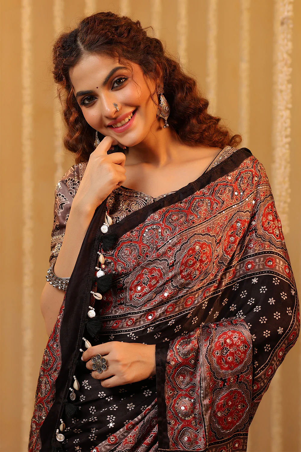 Black & Grey Pure Mulberry Silk Printed And Embroidered Saree - Image 7
