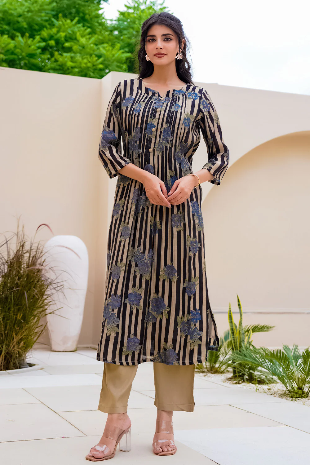 Black Muslin Floral Printed Kurta Set