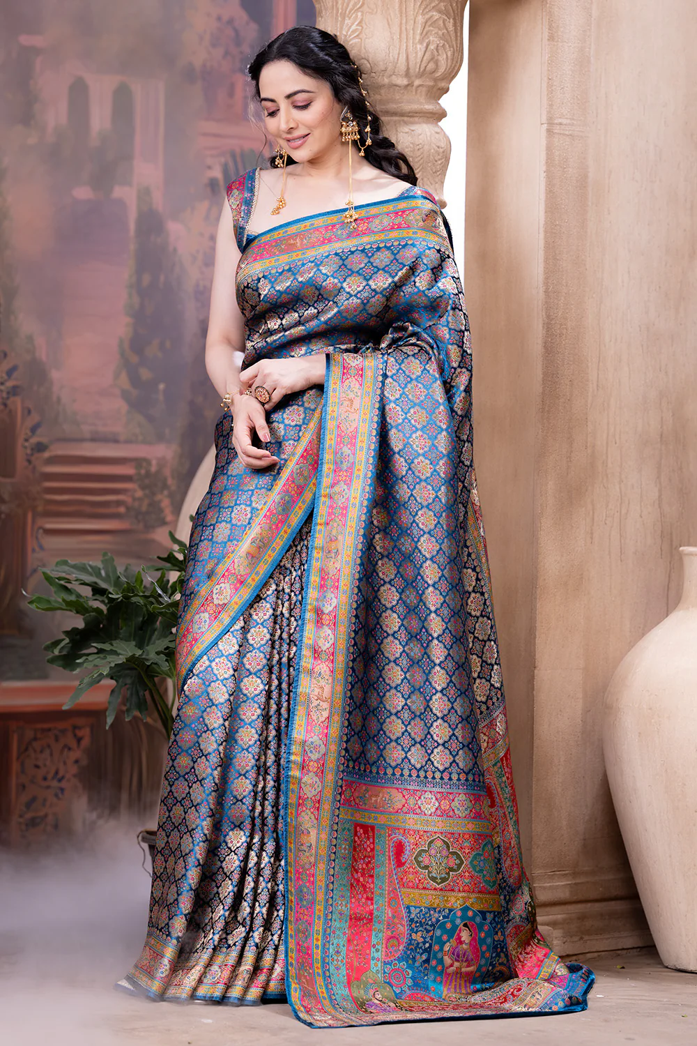 Blue Maheshwari Silk Soft Brocade Woven Saree - Image 3
