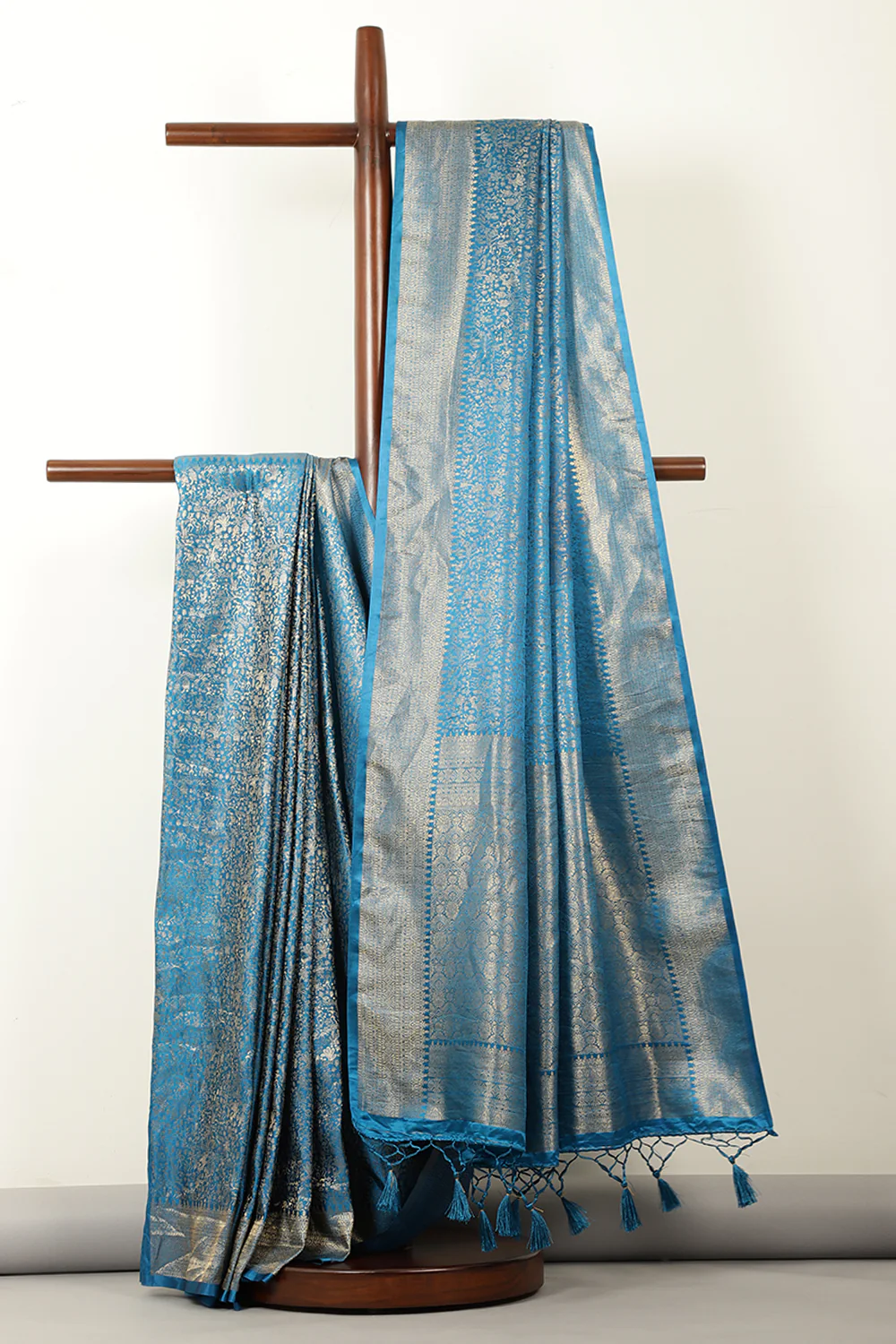 Blue Zari Woven Soft Silk Saree - Image 3