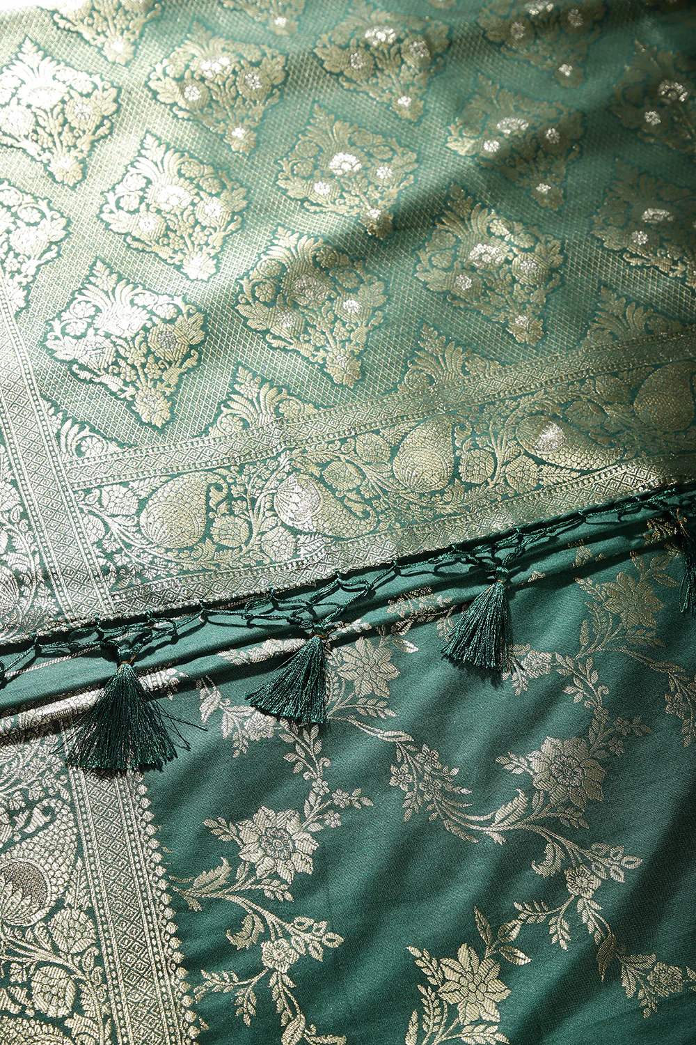 Bottle Green Color Zari Woven South Silk Saree - Image 2
