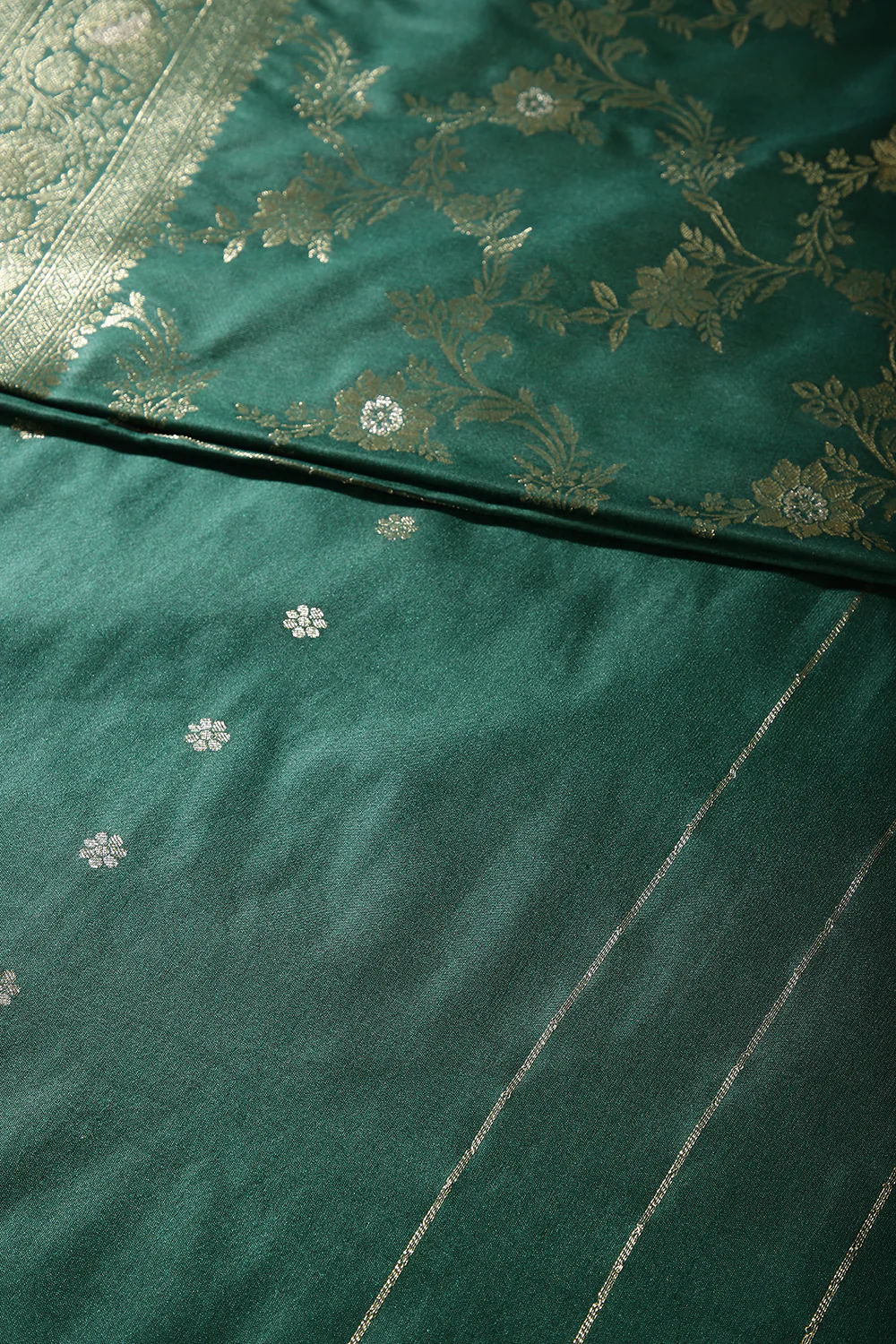 Bottle Green Color Zari Woven South Silk Saree - Image 4