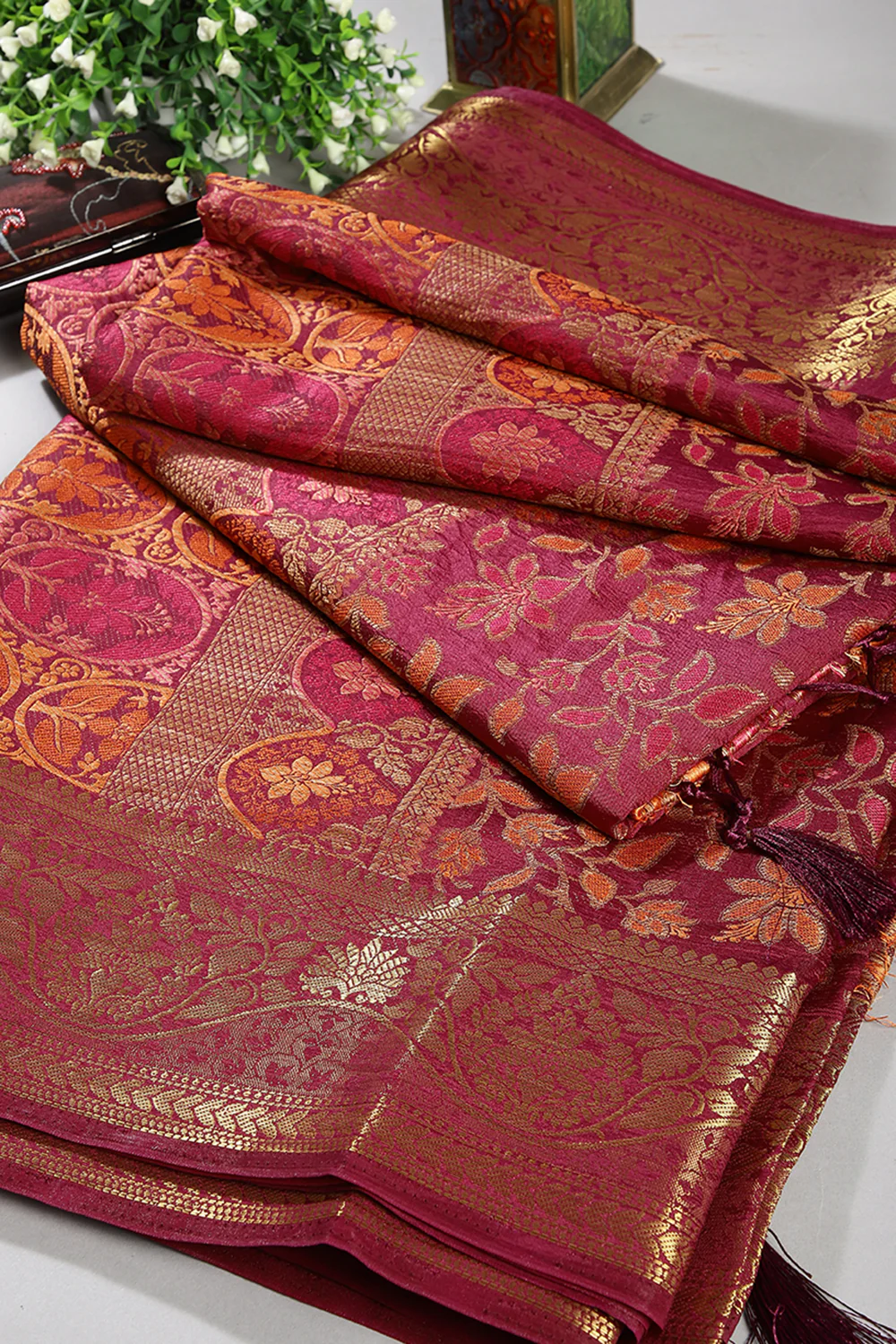 Burgundy Color Tussar Woven Silk Saree - Image 3