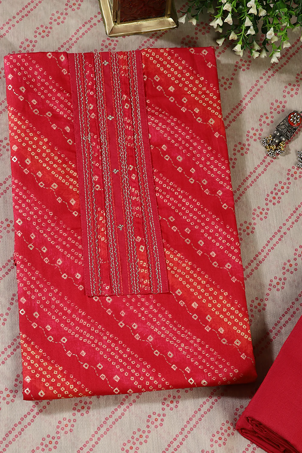 Cardinal Color Cotton Bandhani printed Unstitched Suit Fabric - Image 3