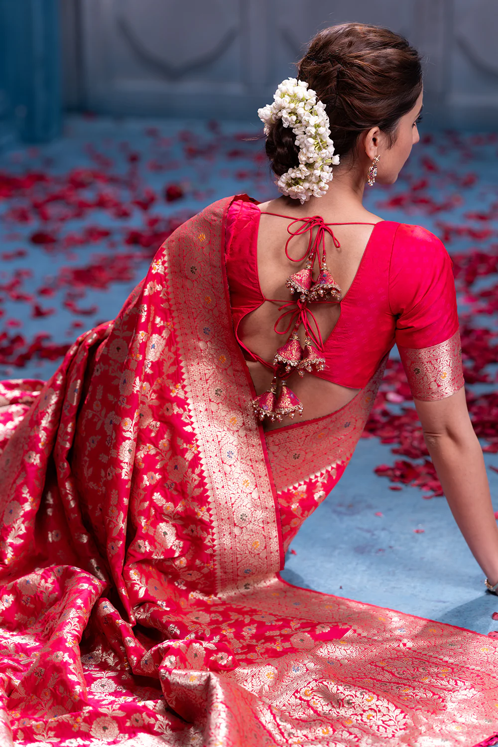 Cheery Red Colour Banarasi Silk Woven Saree - Image 4