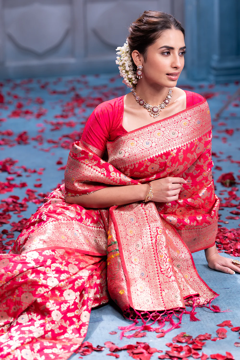 Cheery Red Colour Banarasi Silk Woven Saree - Image 6