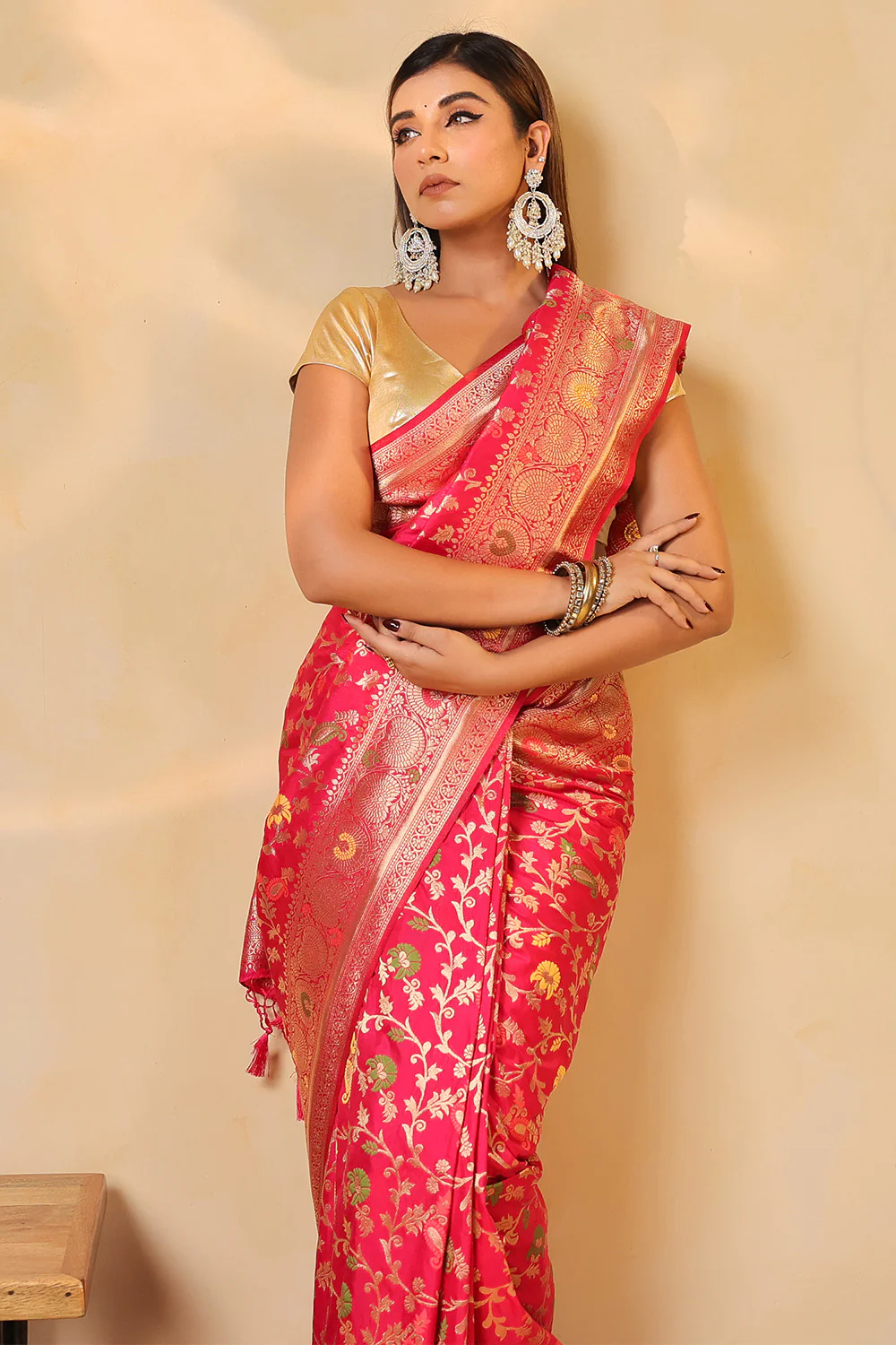 Cherry Red Colour Silk Zari & Resham Woven Saree - Image 8