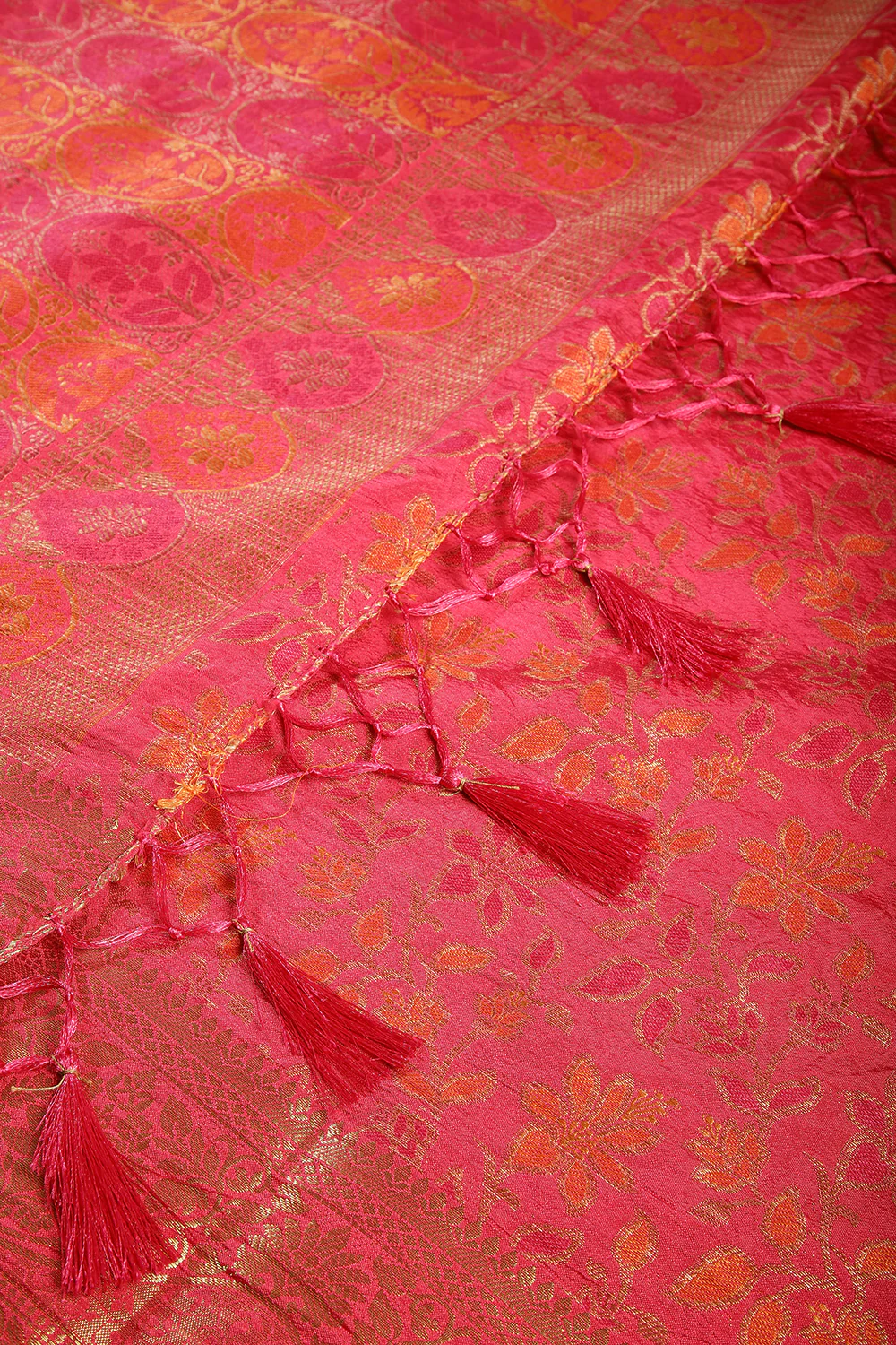 Coral Red Color Tussar Woven Silk Saree - Image 3