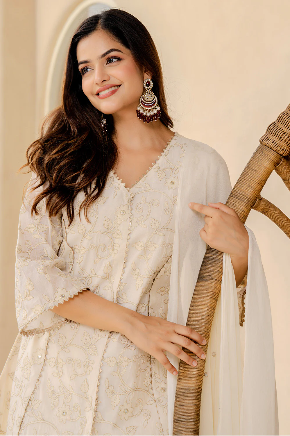 Cream Chanderi Embroidered And Gota-Patti Work Suit With Dhoti Style Pant - Image 10