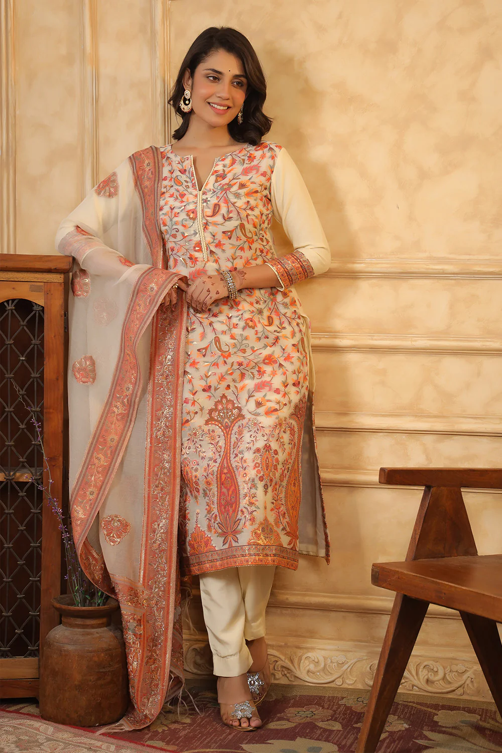 Cream Color Meena-Kaari Woven Chanderi Suit - Image 4