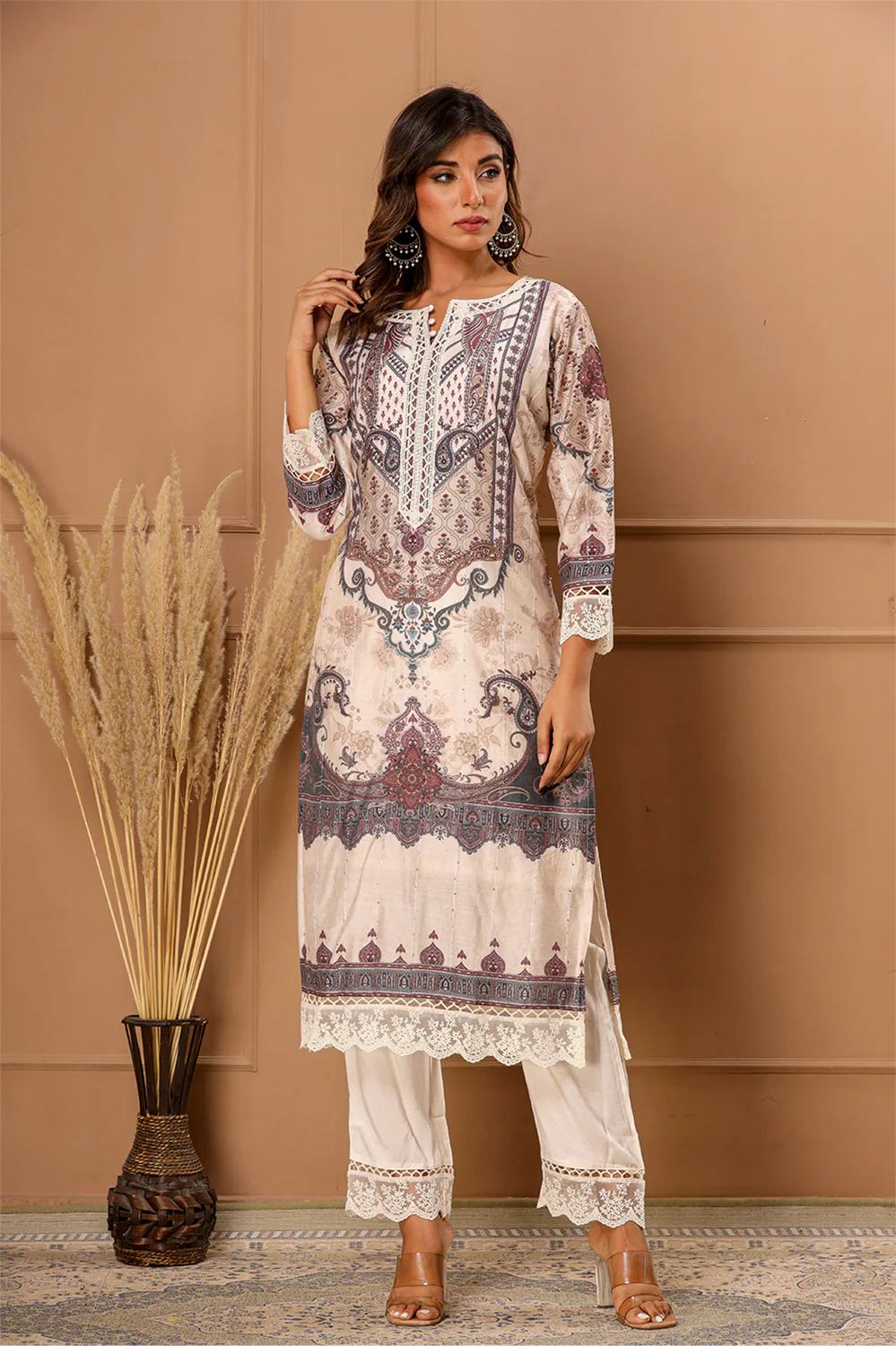 Cream Color Muslin Printed Suit - Image 5