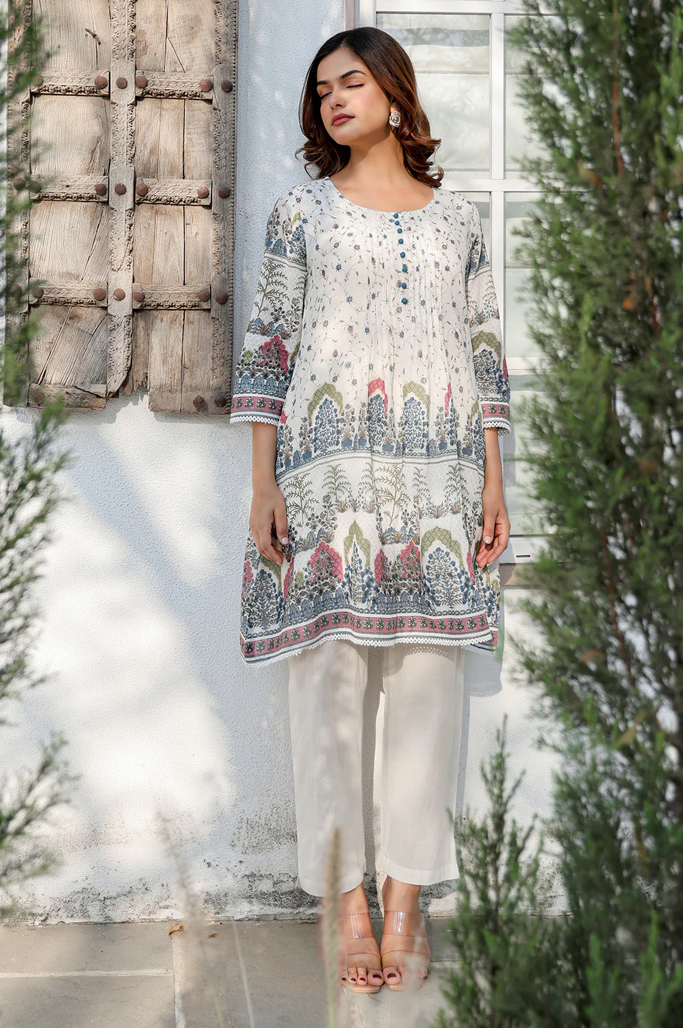 Cream Floral Printed Cotton Kurta Set - Image 5
