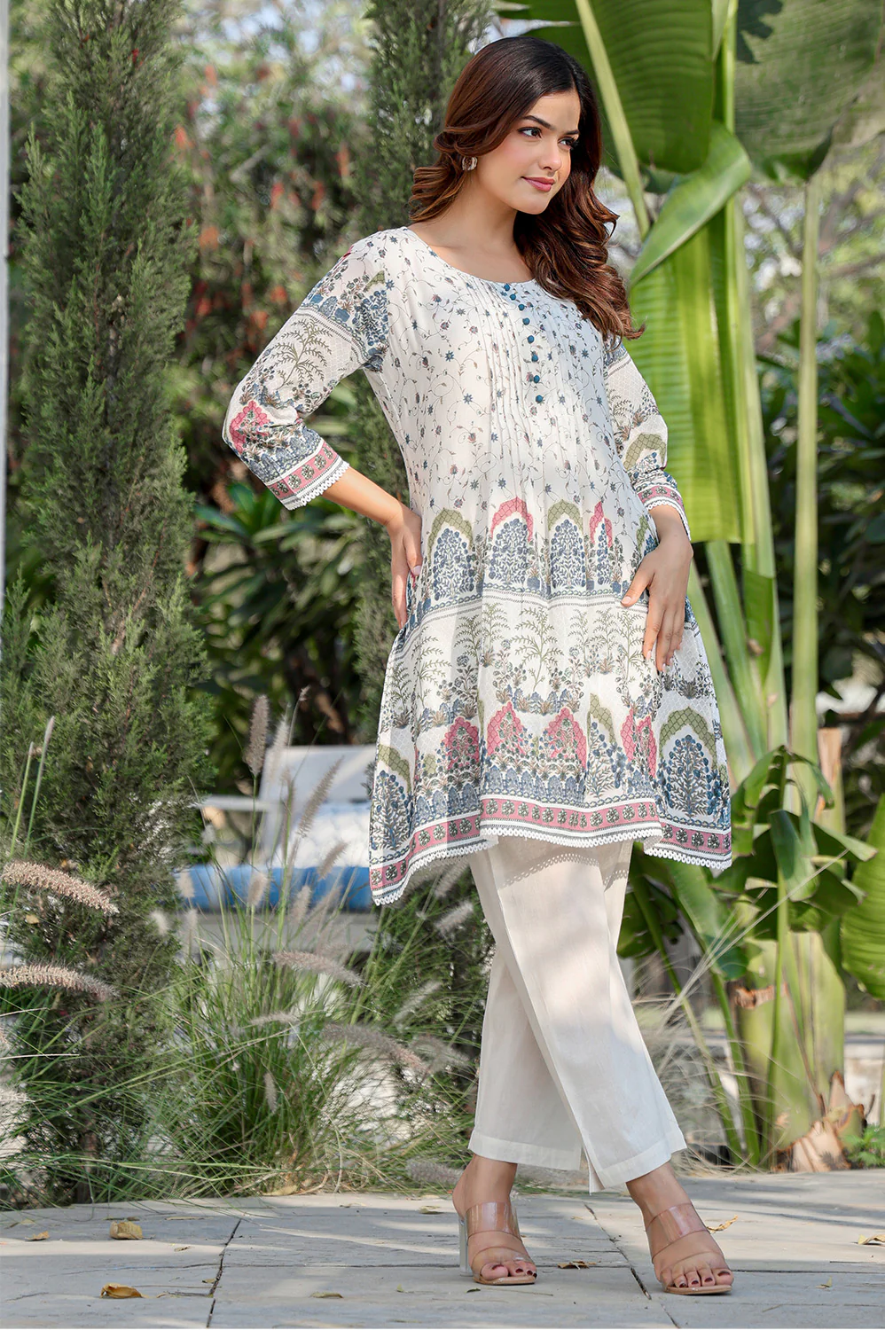 Cream Floral Printed Cotton Kurta Set - Image 9