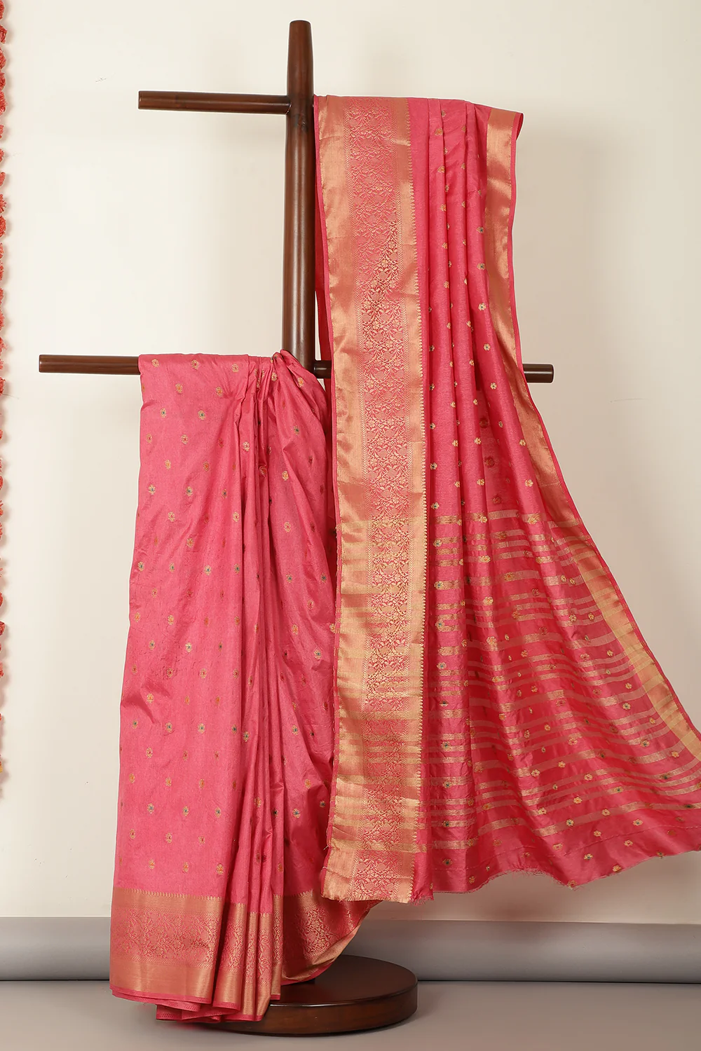 Dark Pink Cotton Zari & Resham Woven Saree - Image 3
