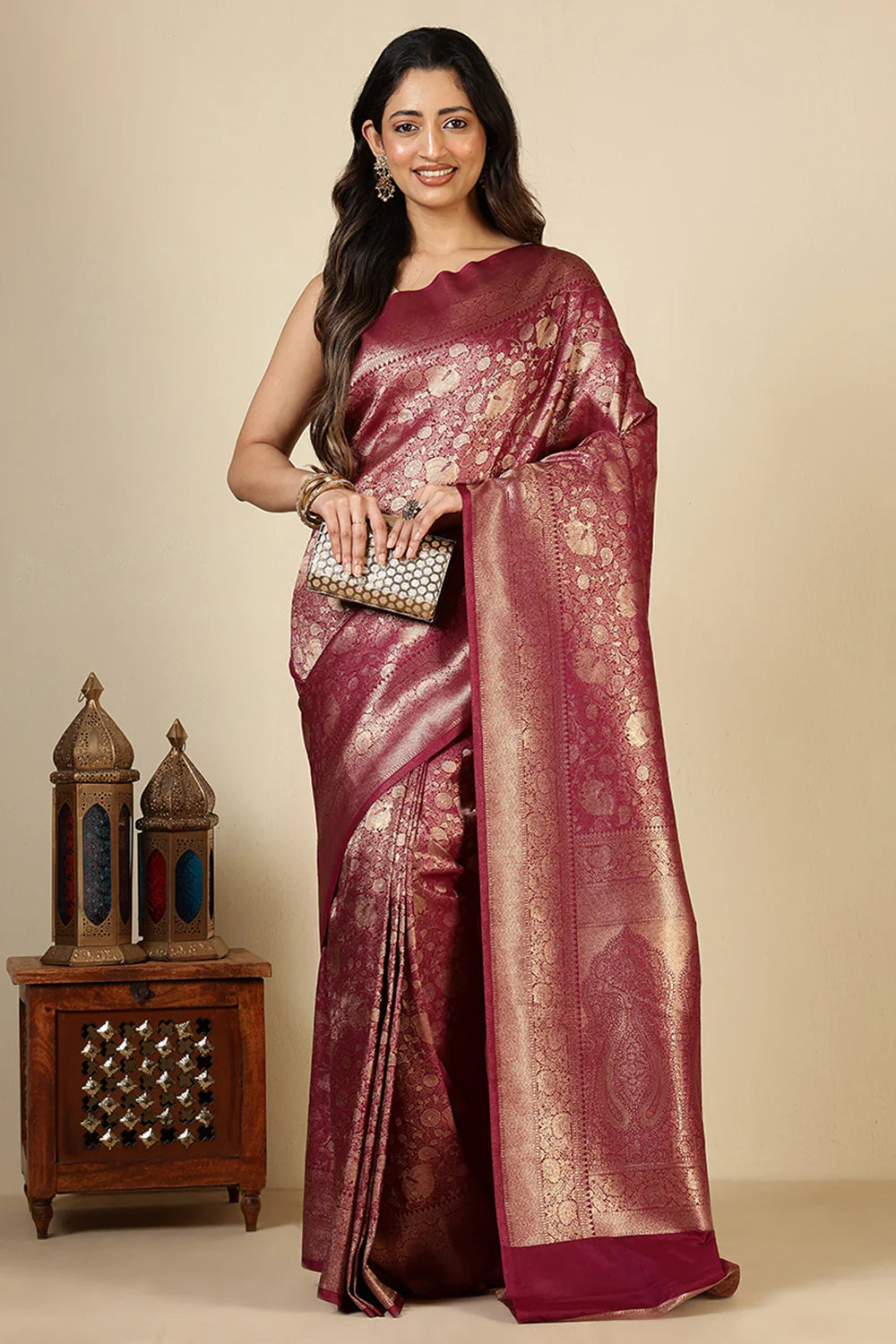 Dark Scarlet South Silk Woven Saree - Image 3