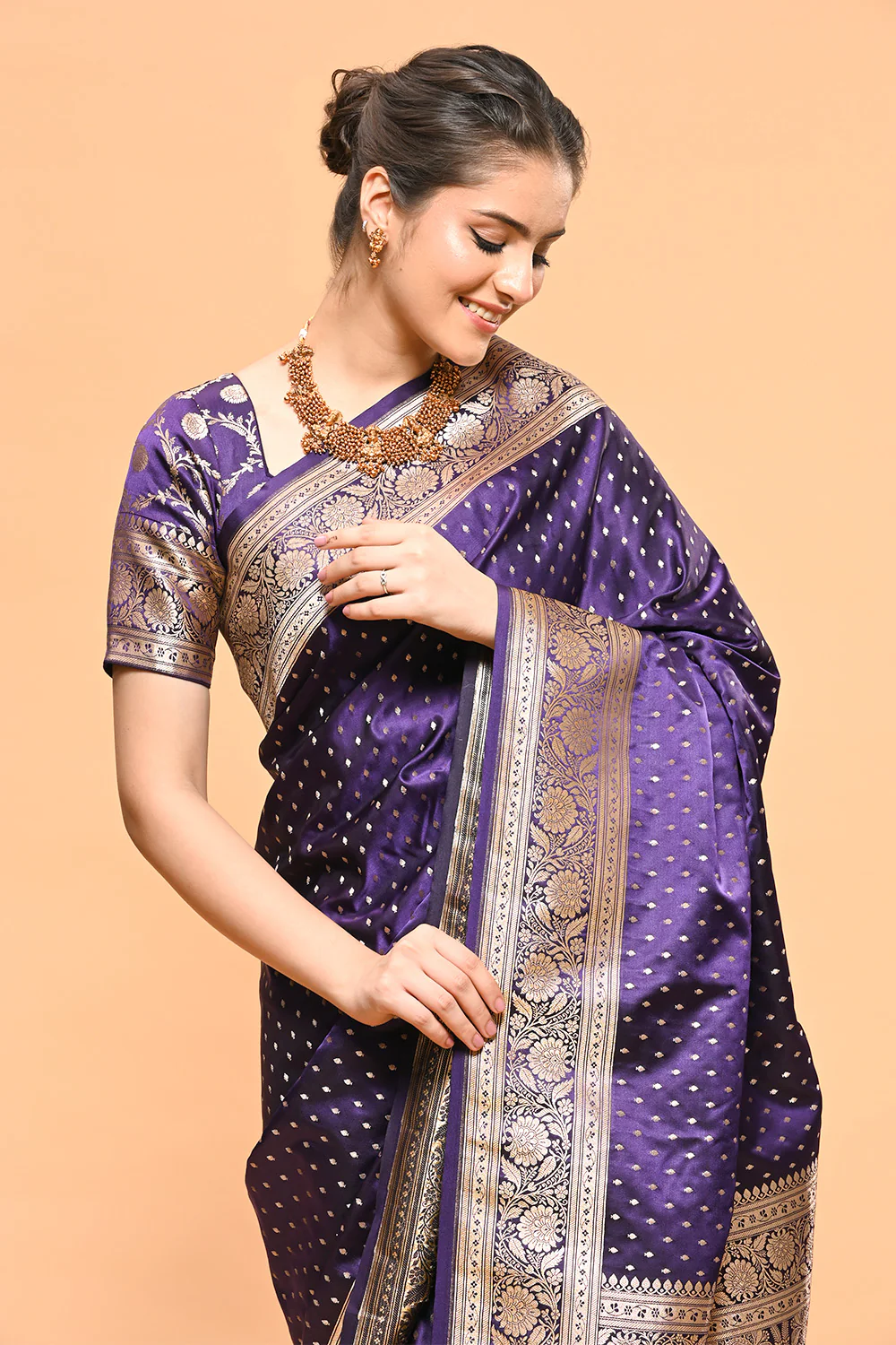 Dark Violet Color Zari Woven Banarasi Silk Woven - Image 8