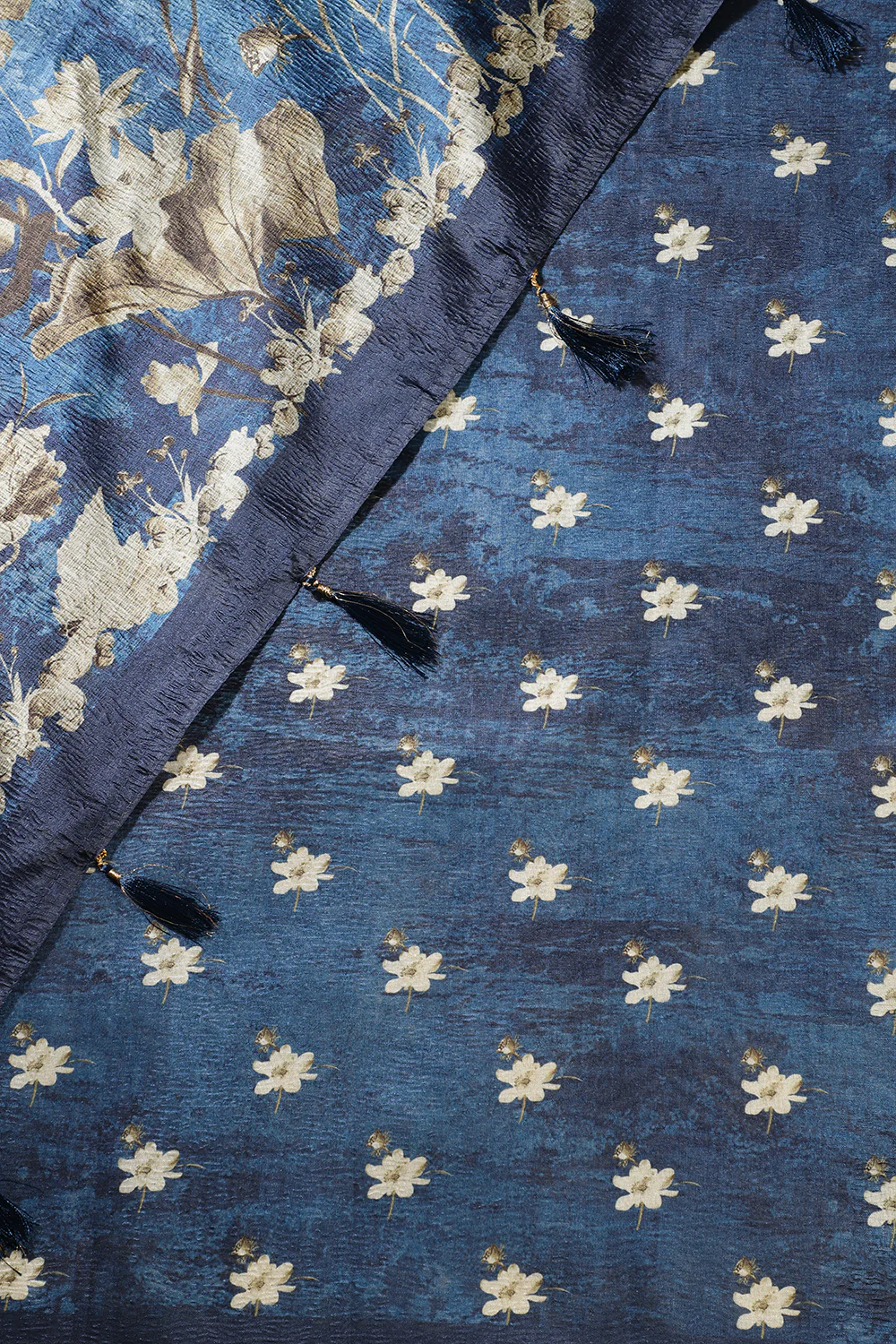 Dusky Blue Tussar Silk Floral Printed Saree - Image 4