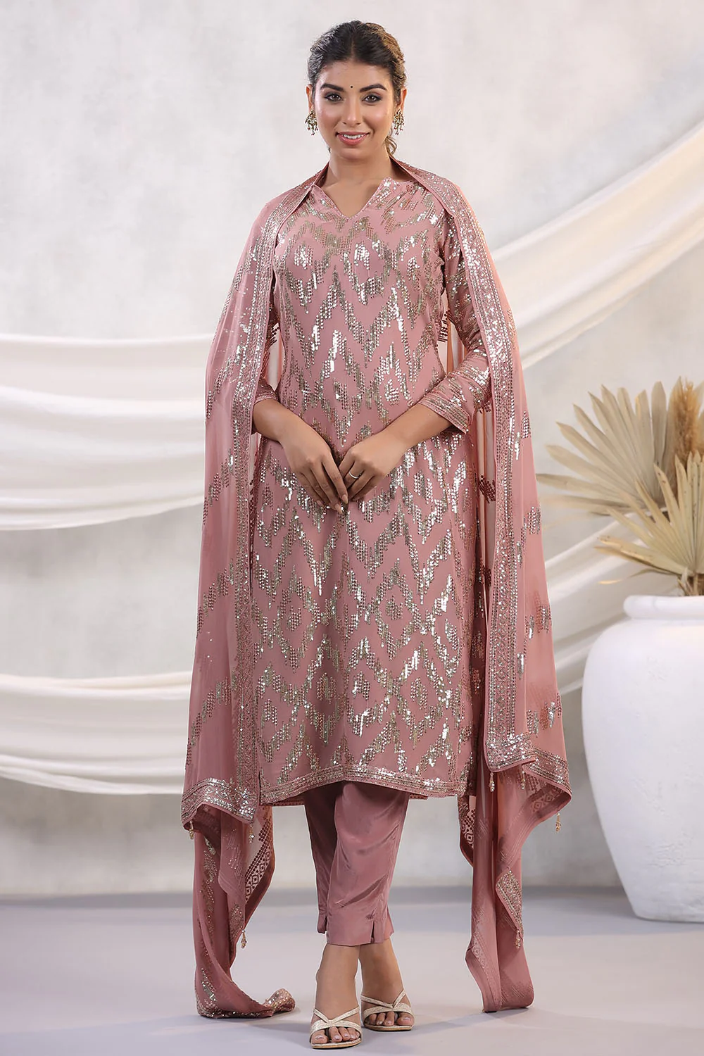 Dusty Pink Color Embroidered Georgette Unstitched Suit Material - Image 4