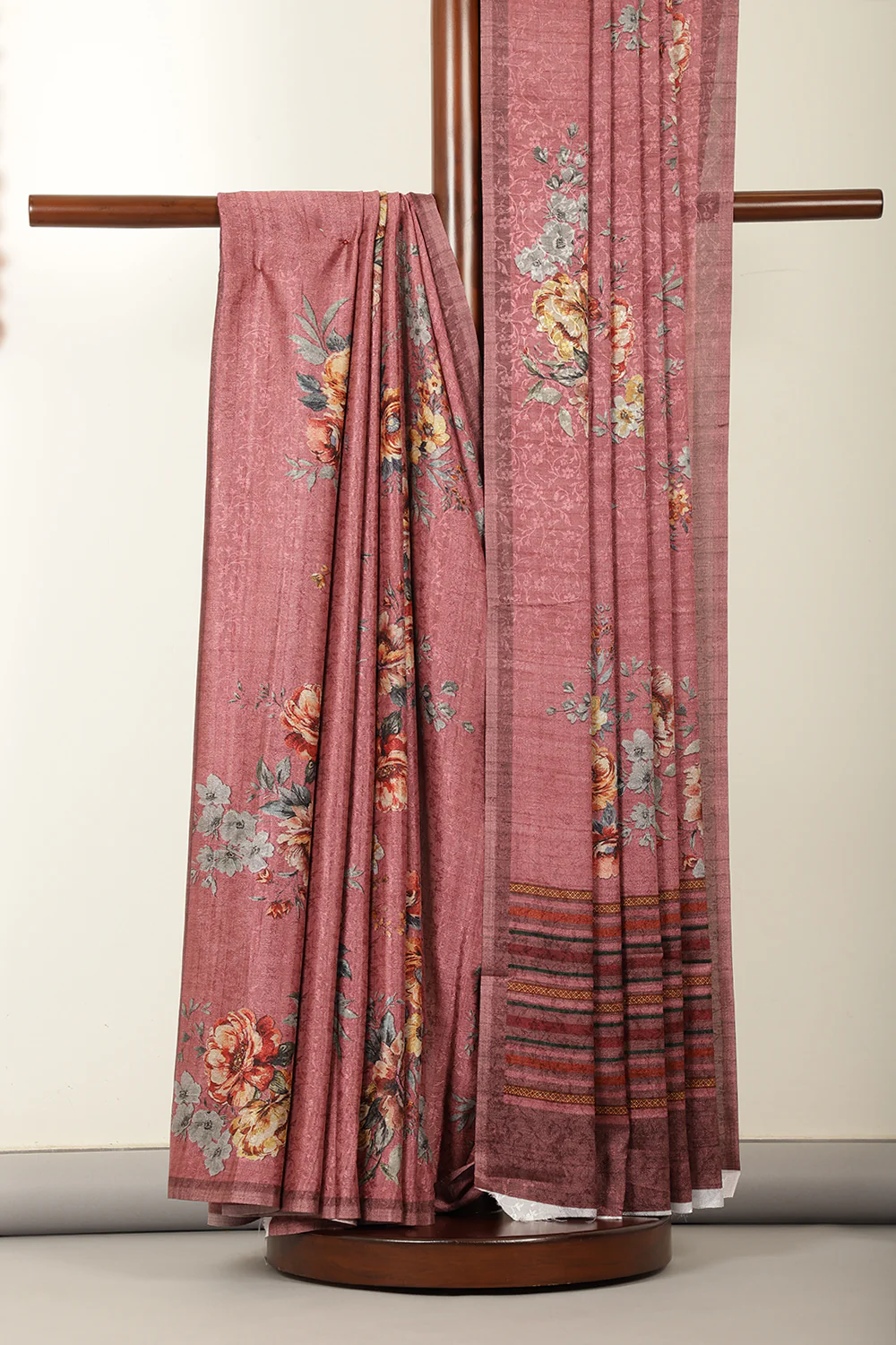 Dusty Pink Jacquard Silk Printed Saree - Image 7
