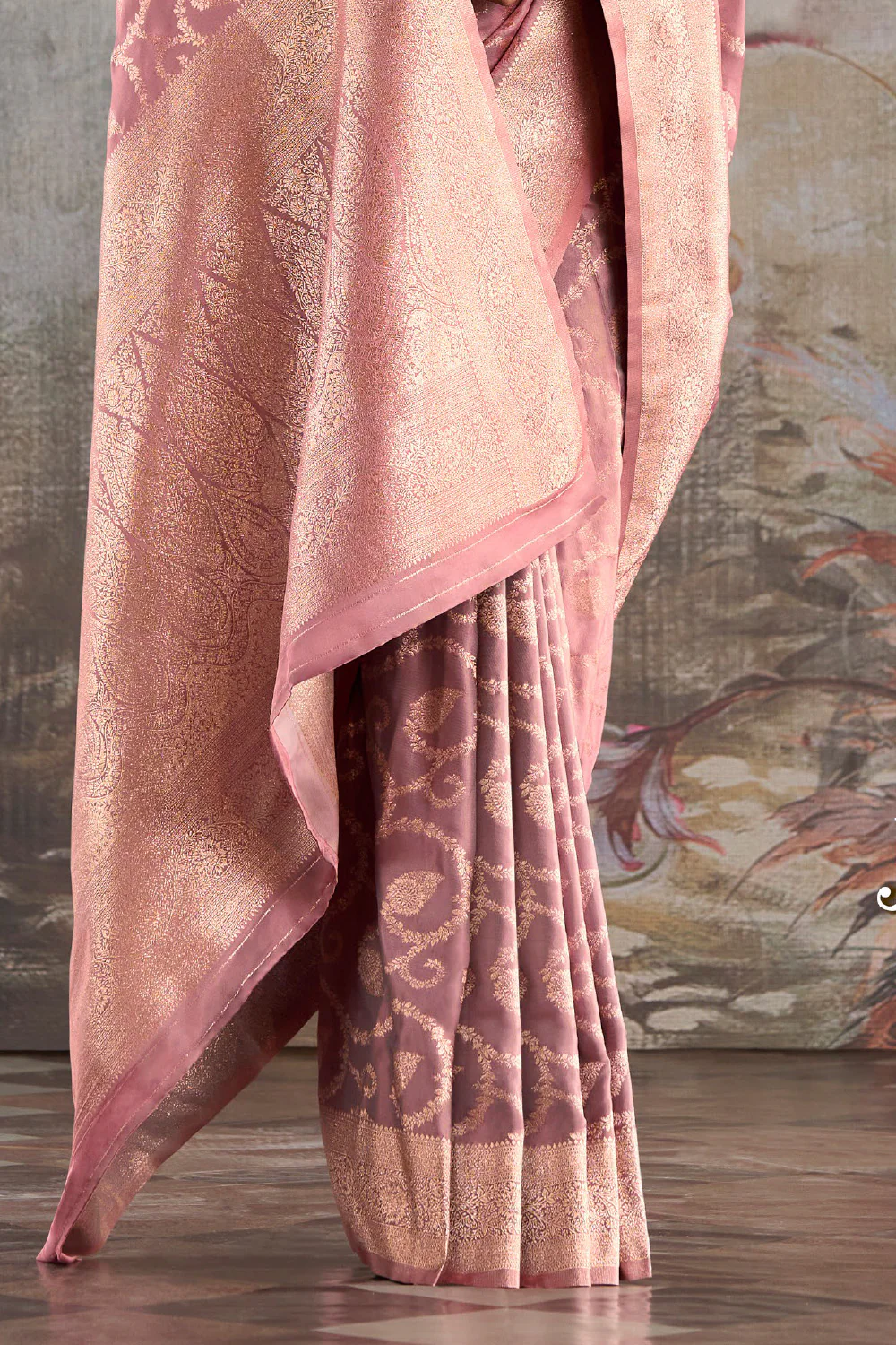 Dusty Pink Silk Banarasi Woven Saree - Image 3