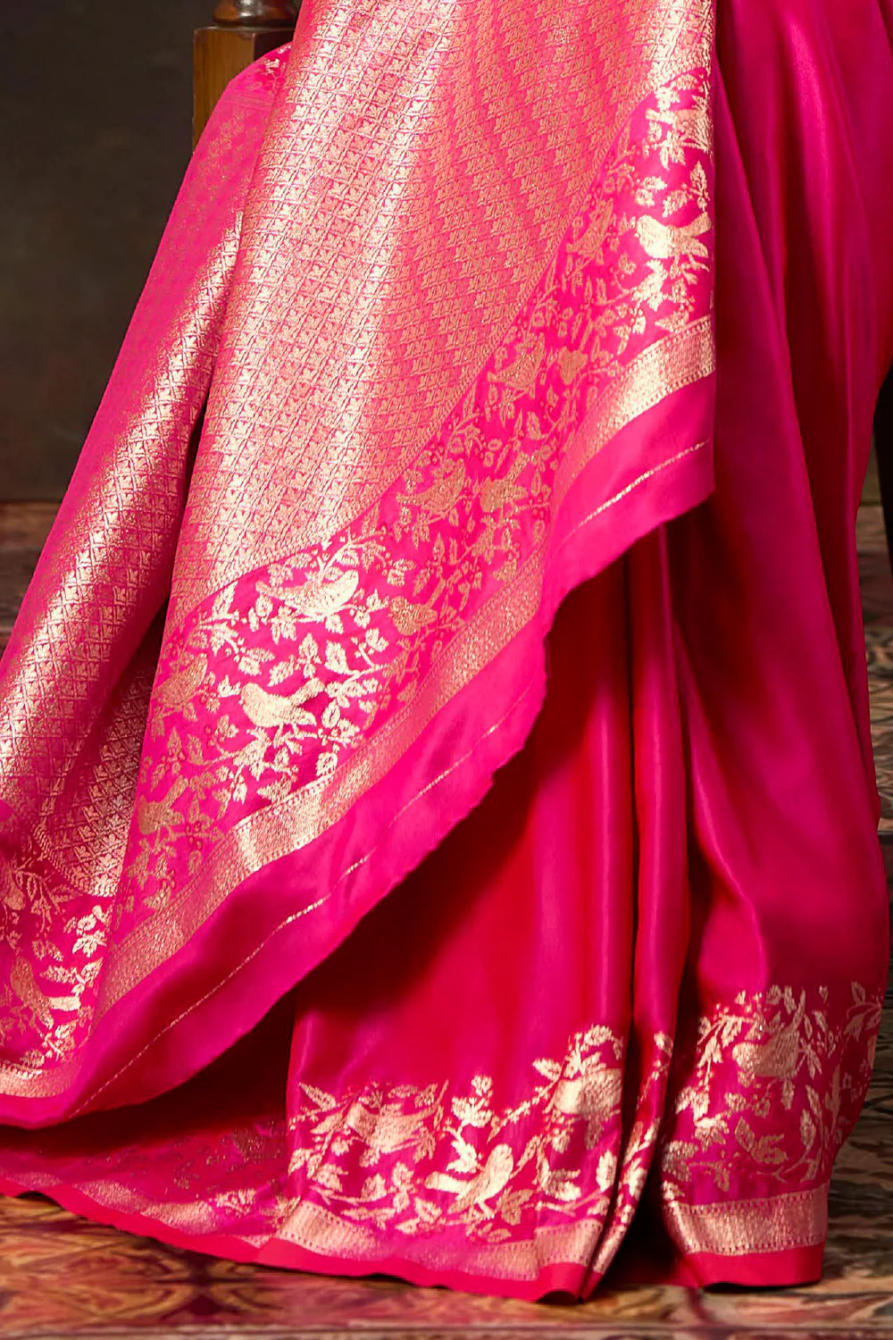 Electric Pink  Woven Mulberry Silk Saree - Image 3