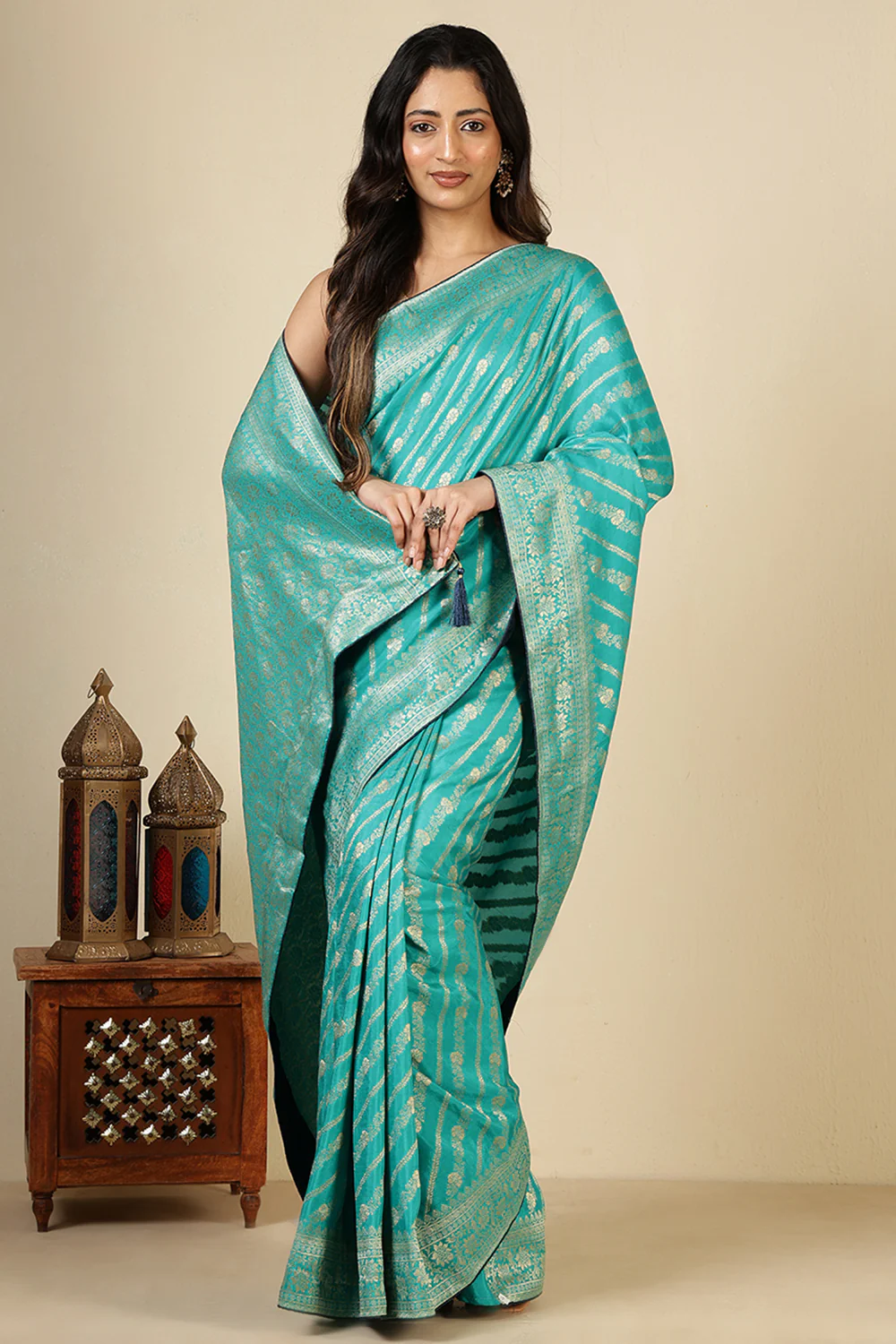 Firozi Color Banarasi Woven Tussar Silk Saree - Image 4