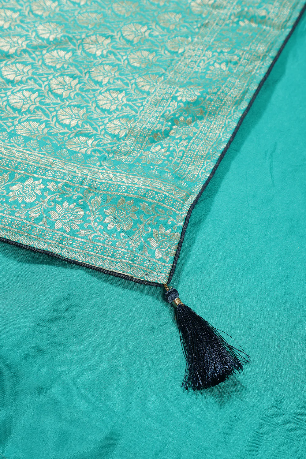 Firozi Color Banarasi Woven Tussar Silk Saree - Image 7
