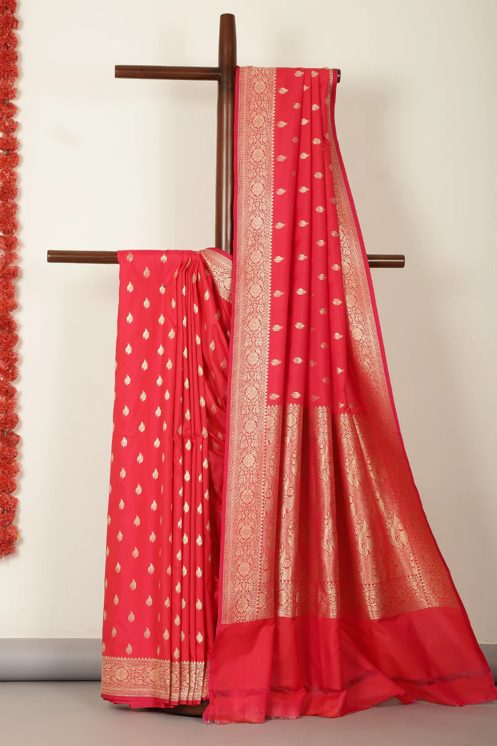 Fuchsia Pink Banarasi Woven SIlk Saree - Image 2