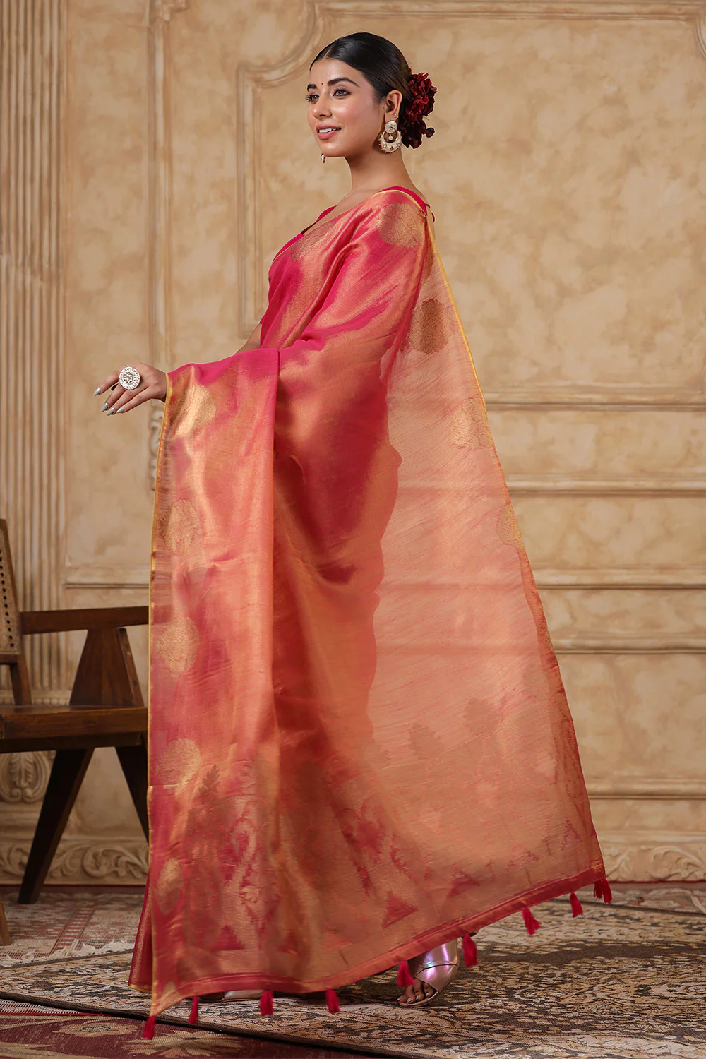 Fuchsia Pink Color Organza Cotton Golden Zari Woven Saree - Image 3
