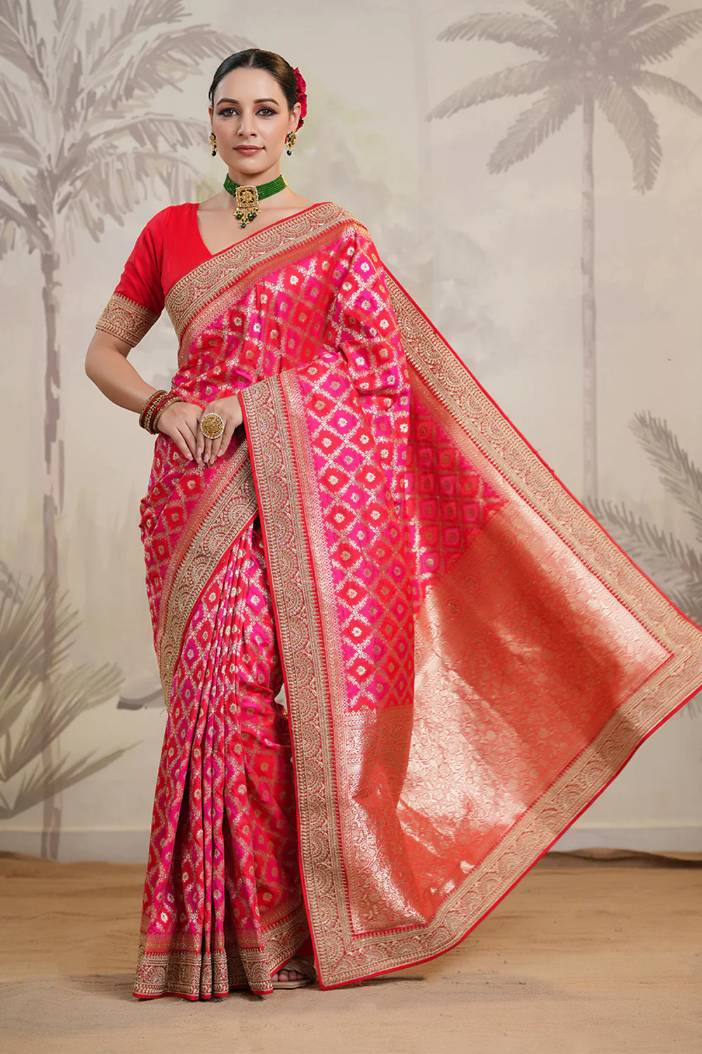 Fuchsia Pink Color Silk Woven Saree - Image 3