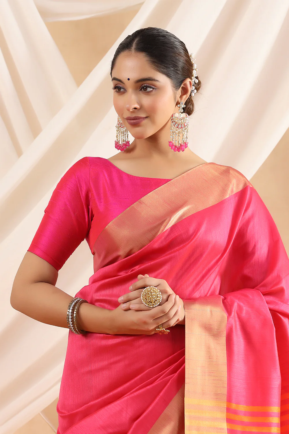 Fuchsia Pink Colour Silk Woven Saree - Image 7