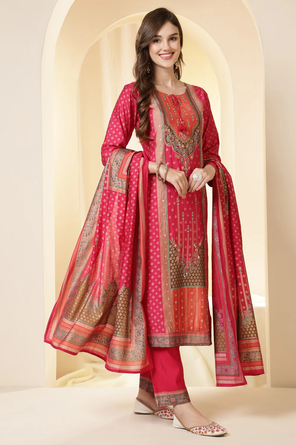 Fushia Pink Color Printed Silk Embroidered Suit Set - Image 4