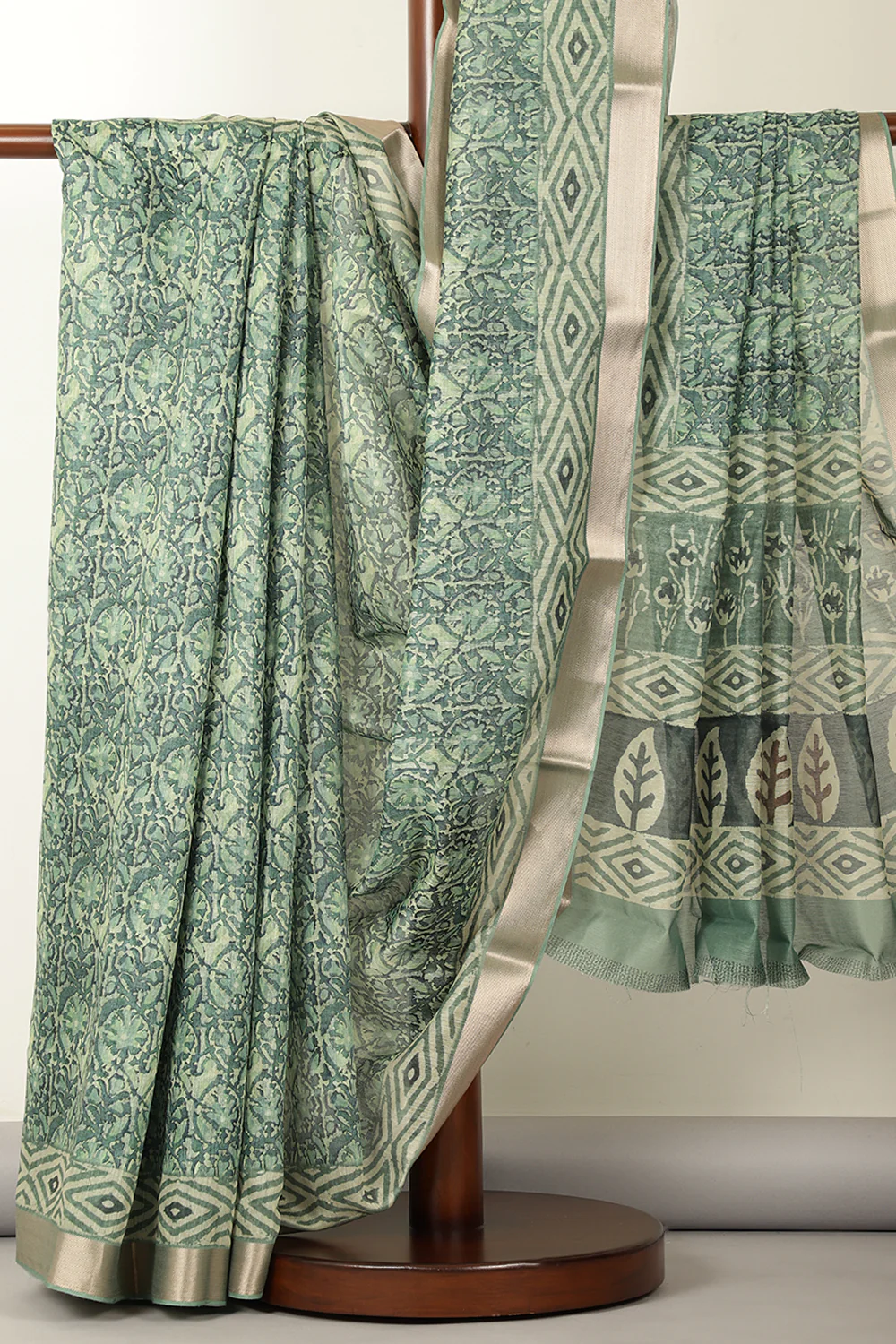 Green Abstract Printed Chanderi Cotton Saree - Image 3