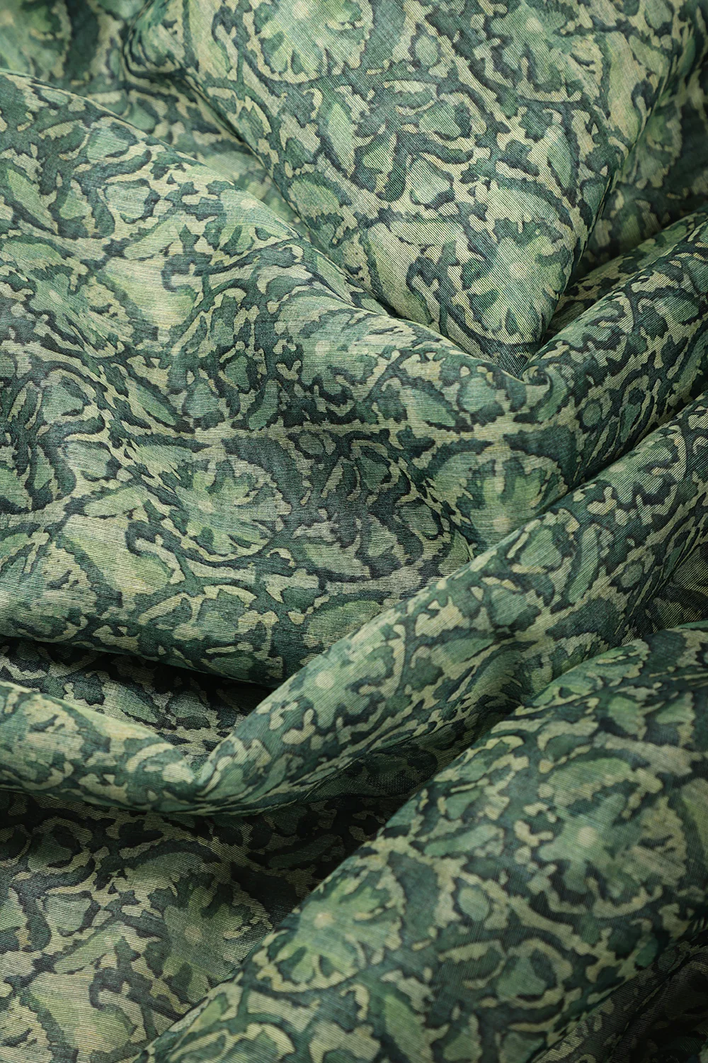 Green Abstract Printed Chanderi Cotton Saree - Image 4