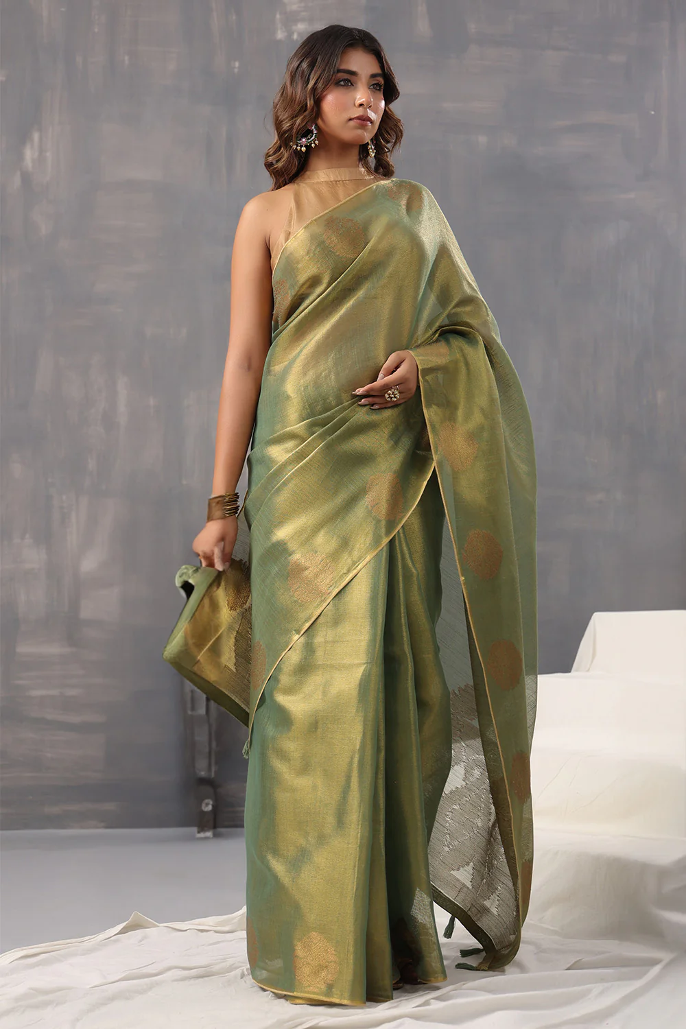 Green Color Organza Cotton Golden Zari Woven Saree - Image 2