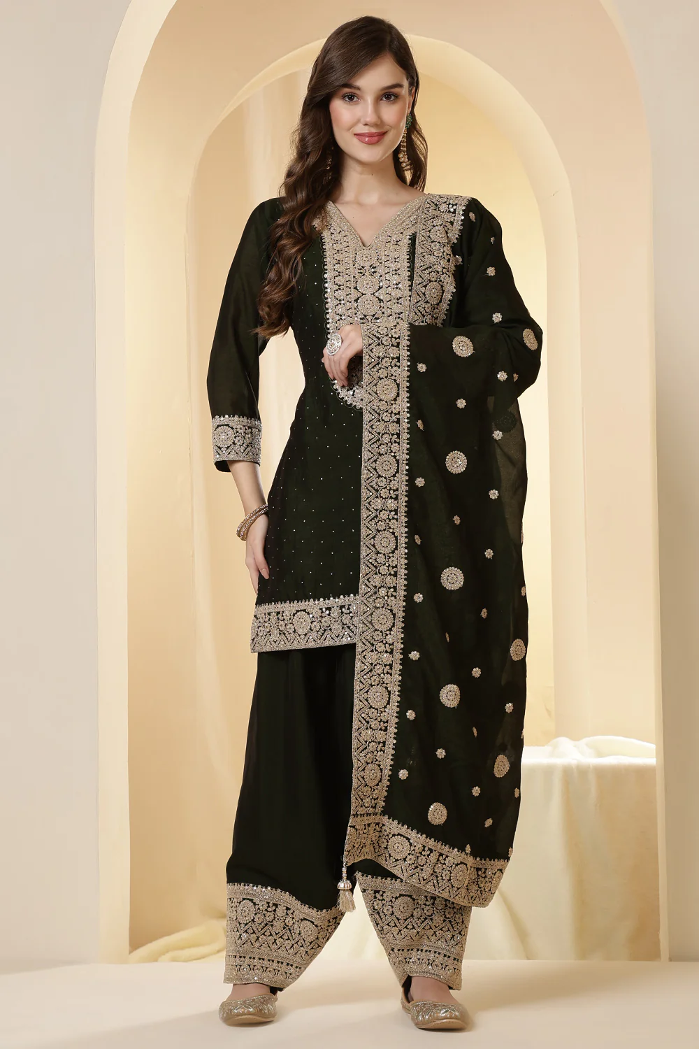 Green Silk Zari Embroidered Suit With Farsi Salwar - Image 4