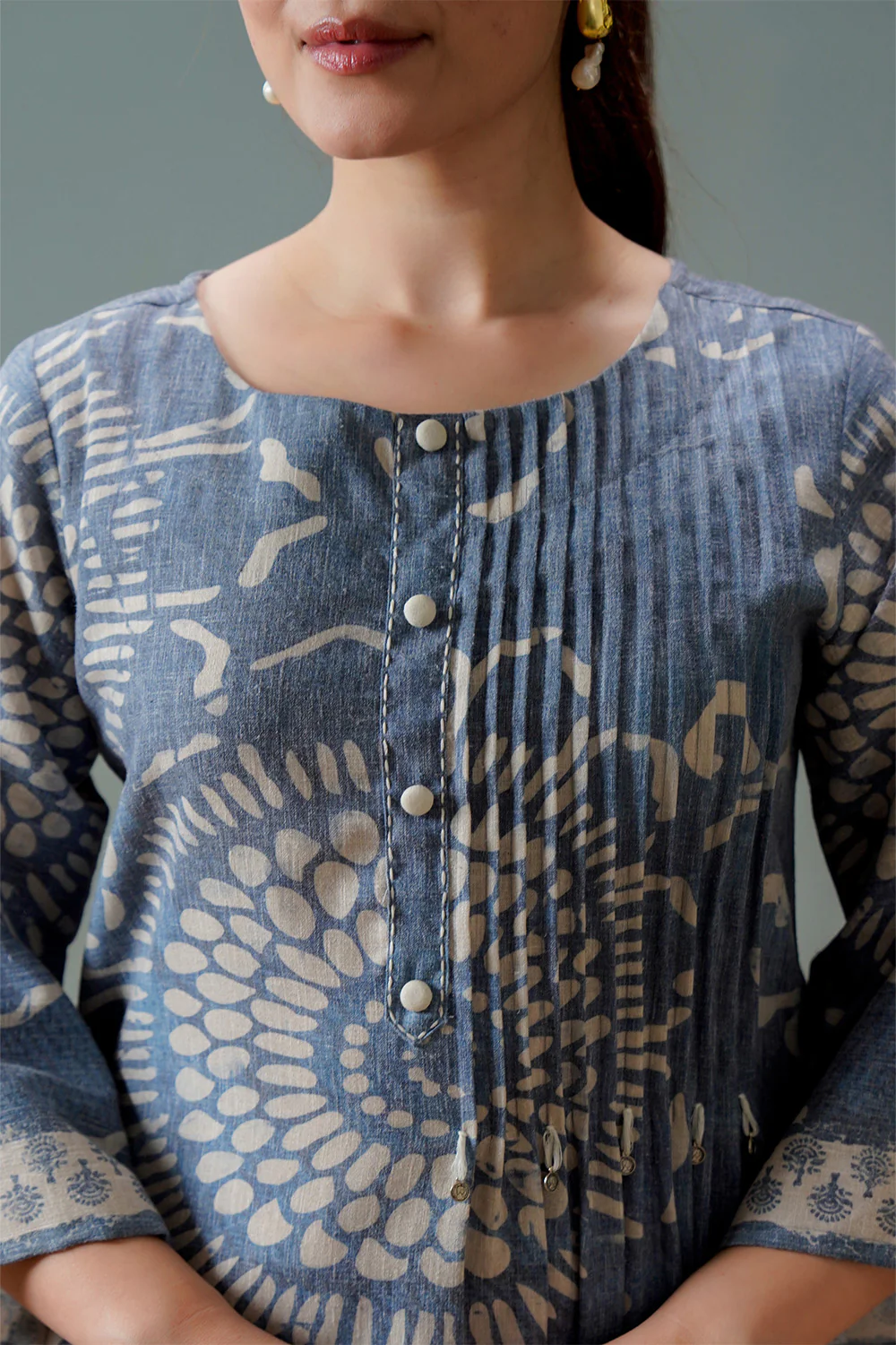 Grey Cotton Floral Printed Suit Set - Image 11
