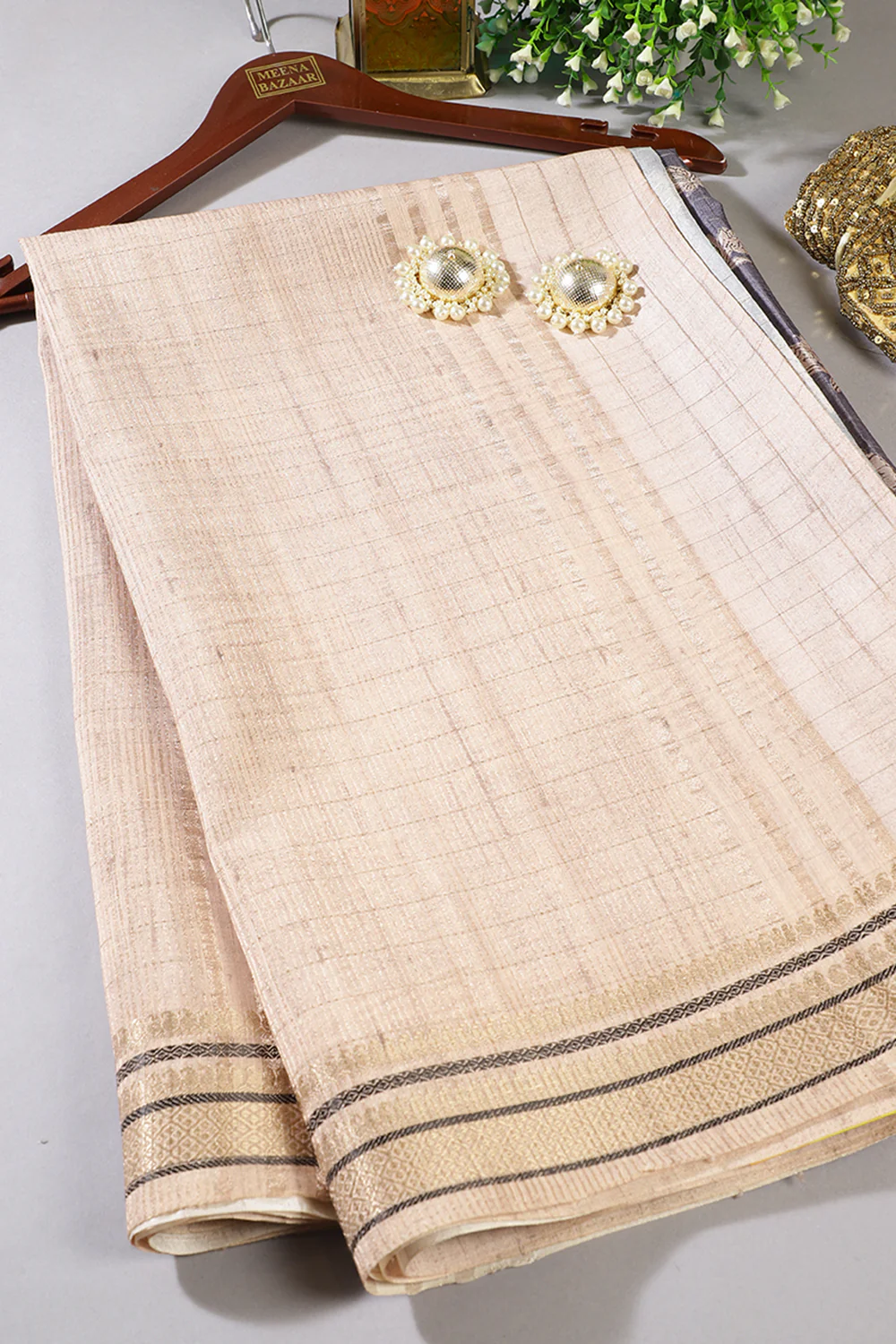 Grey Cotton Silk Floral Printed Saree - Image 2