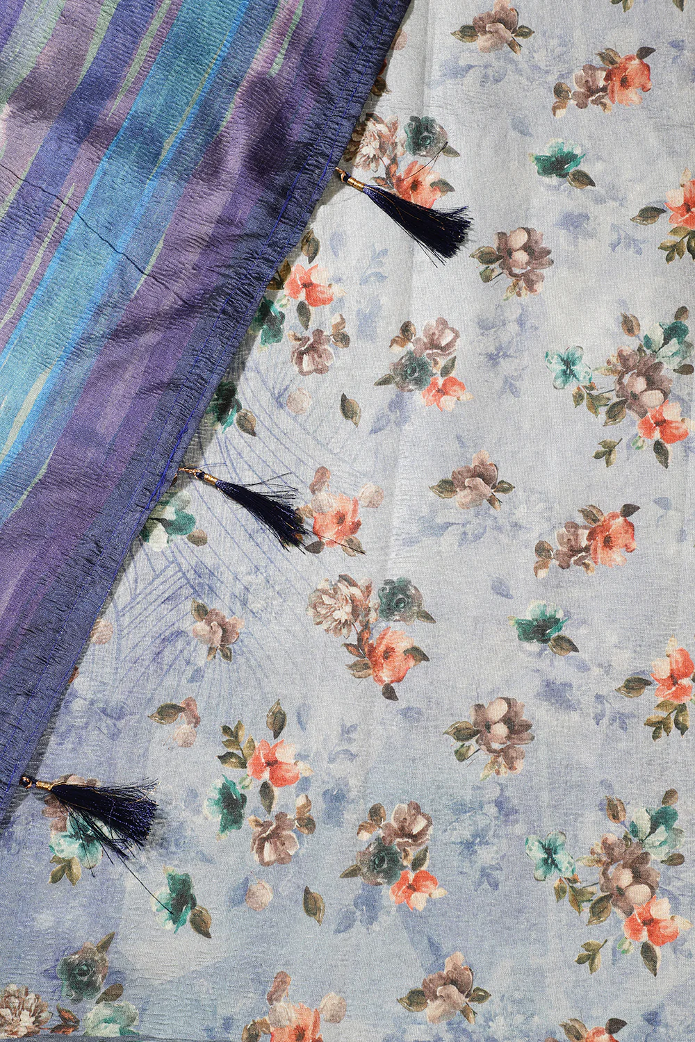 Grey Printed Tussar Silk Saree - Image 4