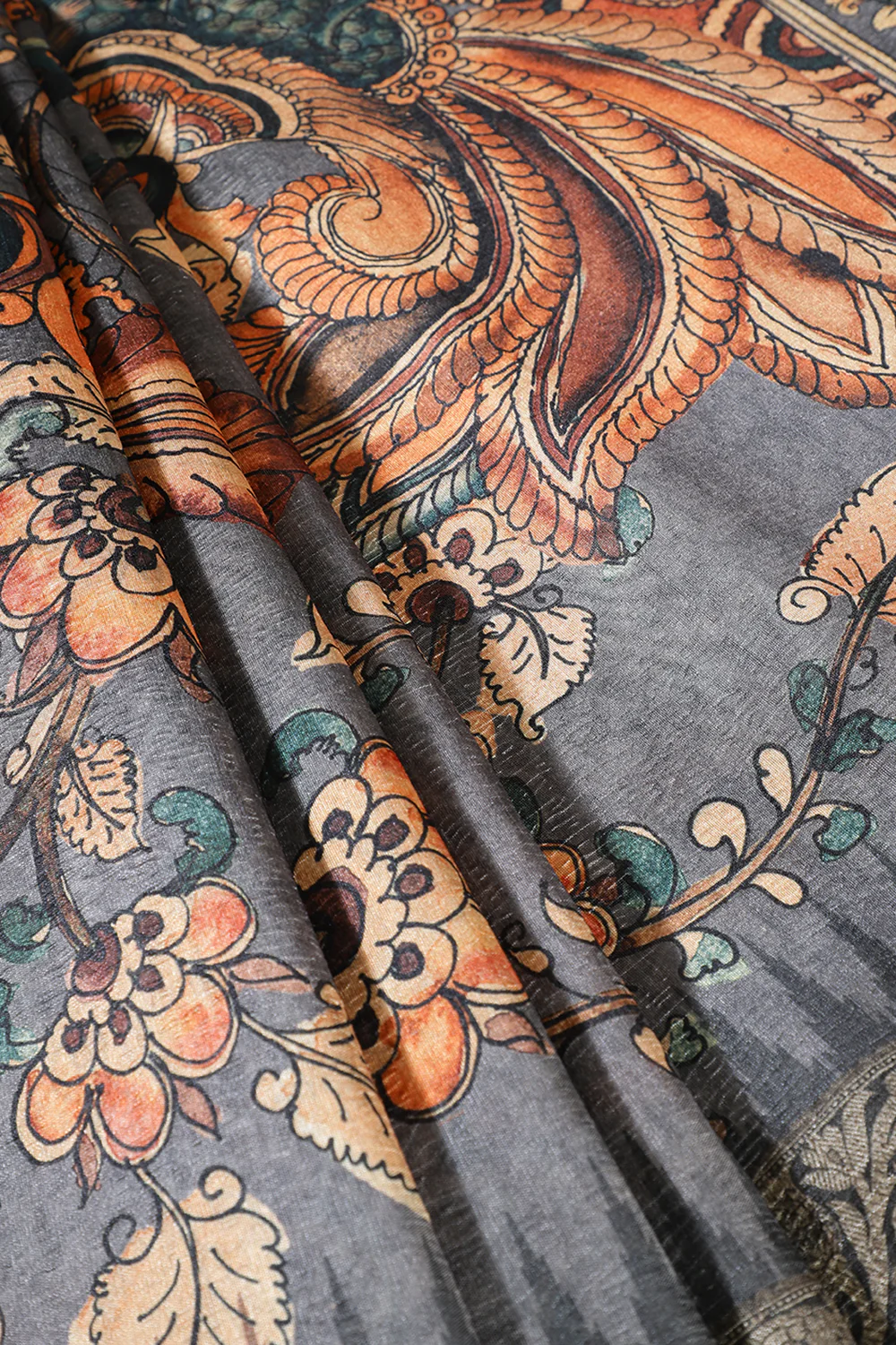 Grey Tussar Silk Digital-Inspired Printed Saree - Image 3