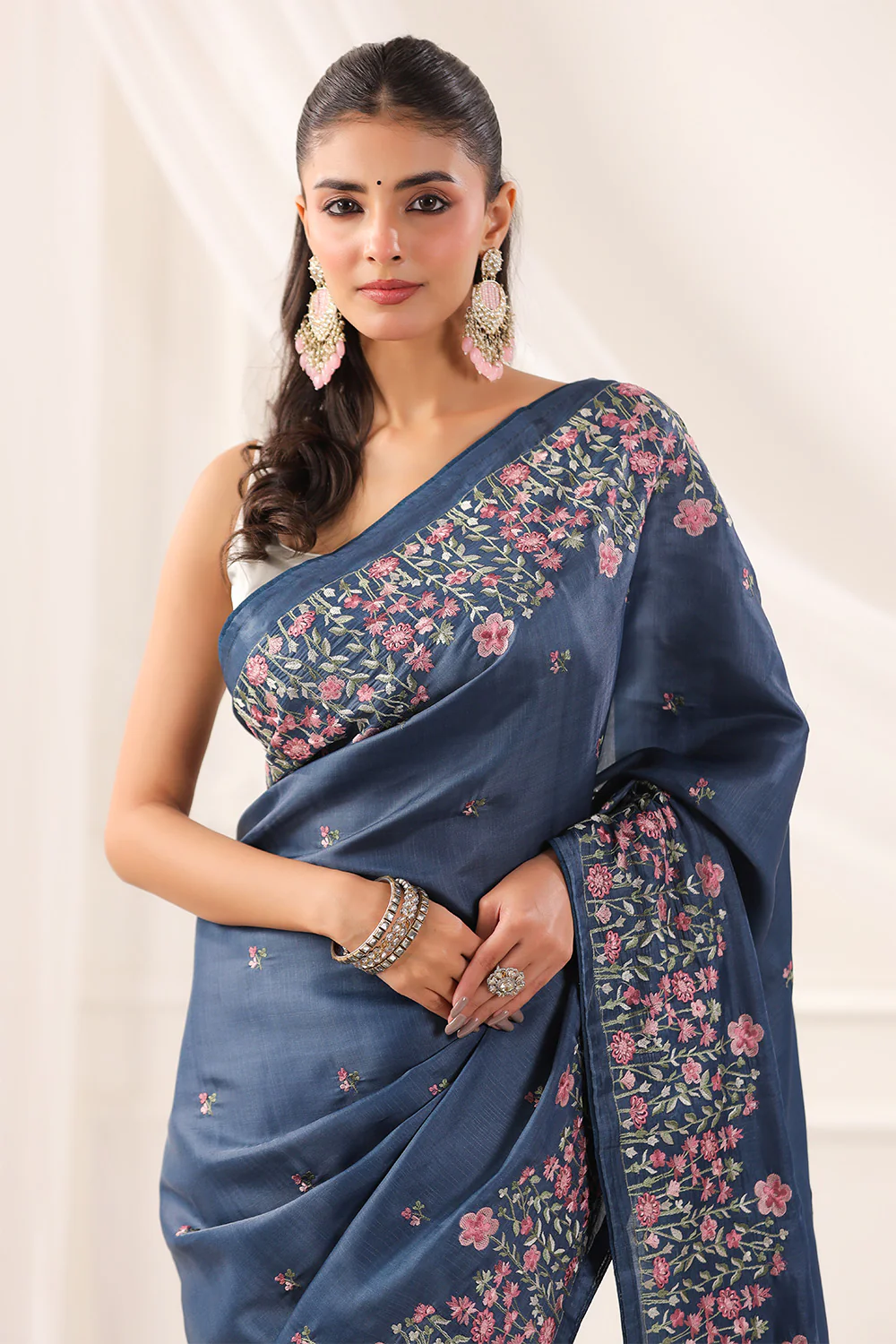 Greyish Blue Tussar Silk Resham Floral Embroidered Saree - Image 8